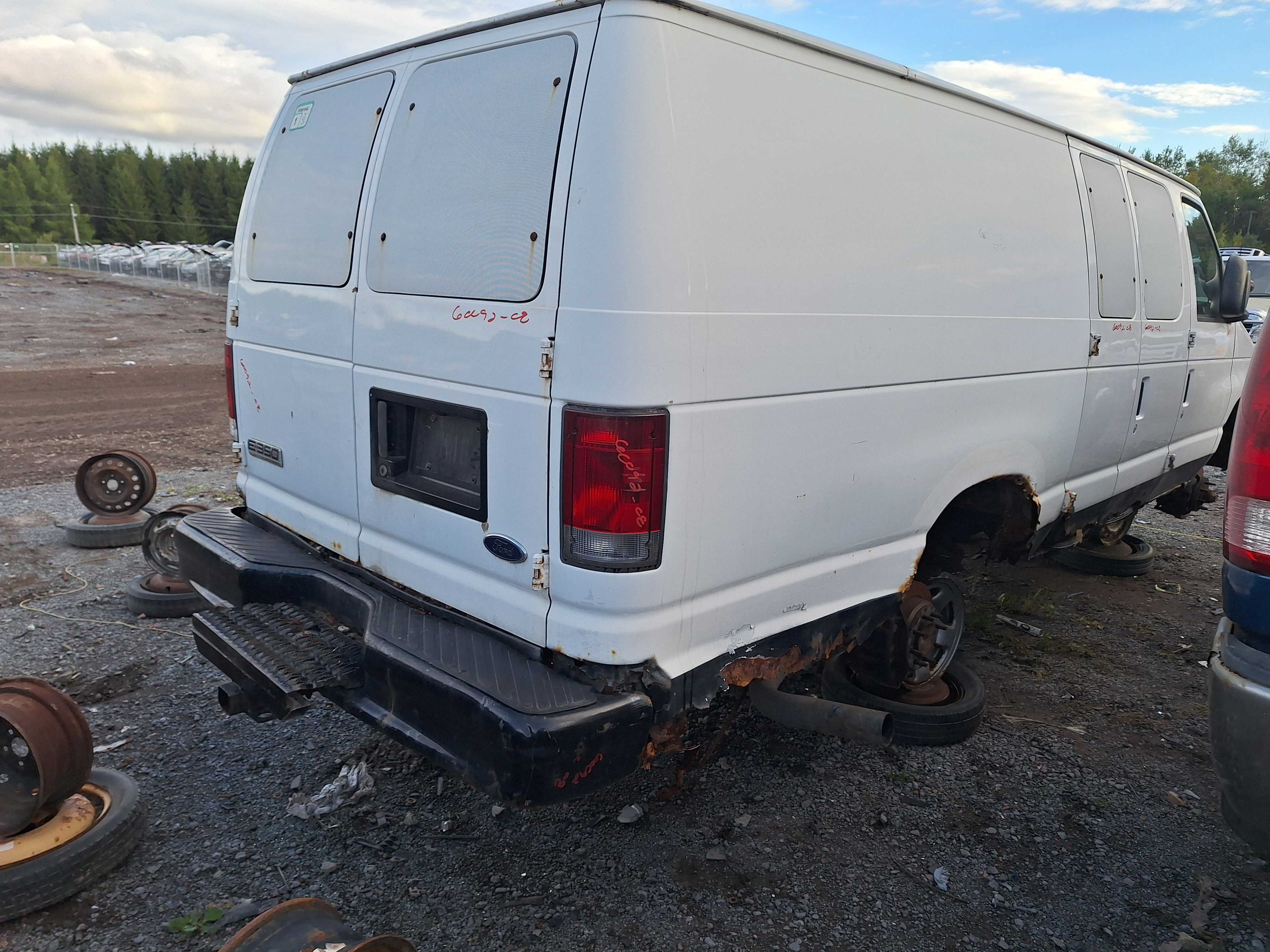 FORD ECONOLINE 2008