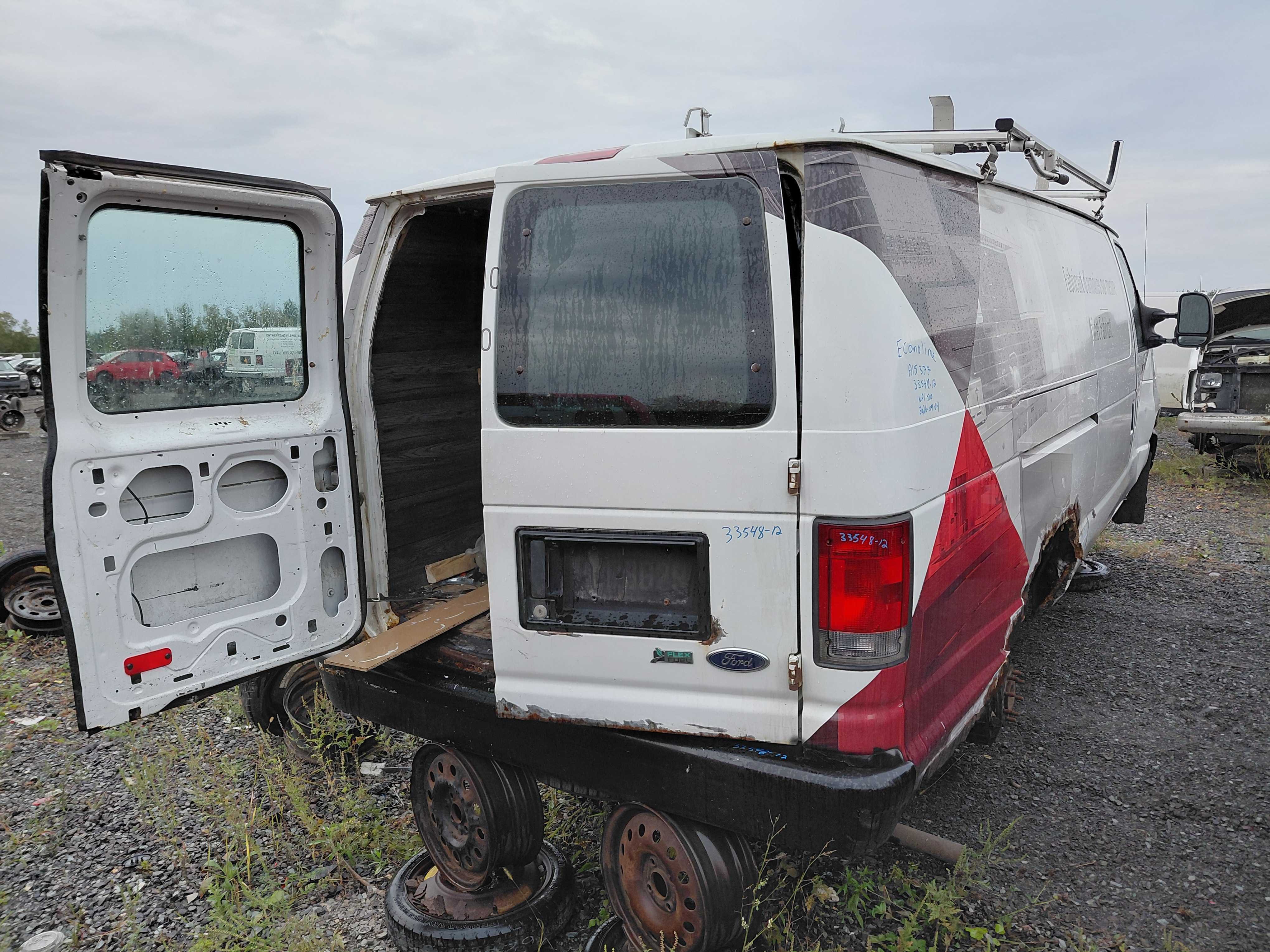 FORD ECONOLINE 2012