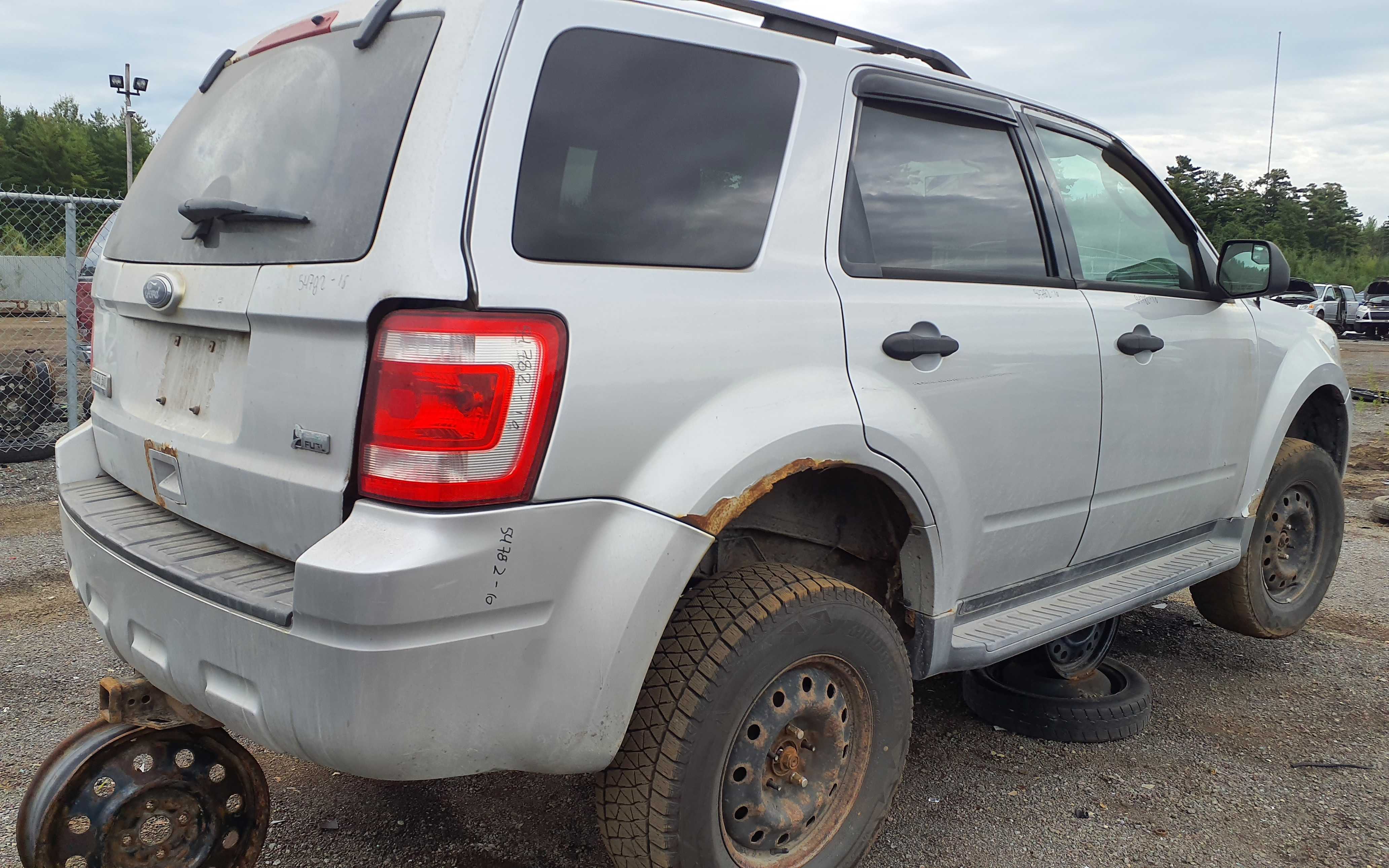 FORD ESCAPE 2010
