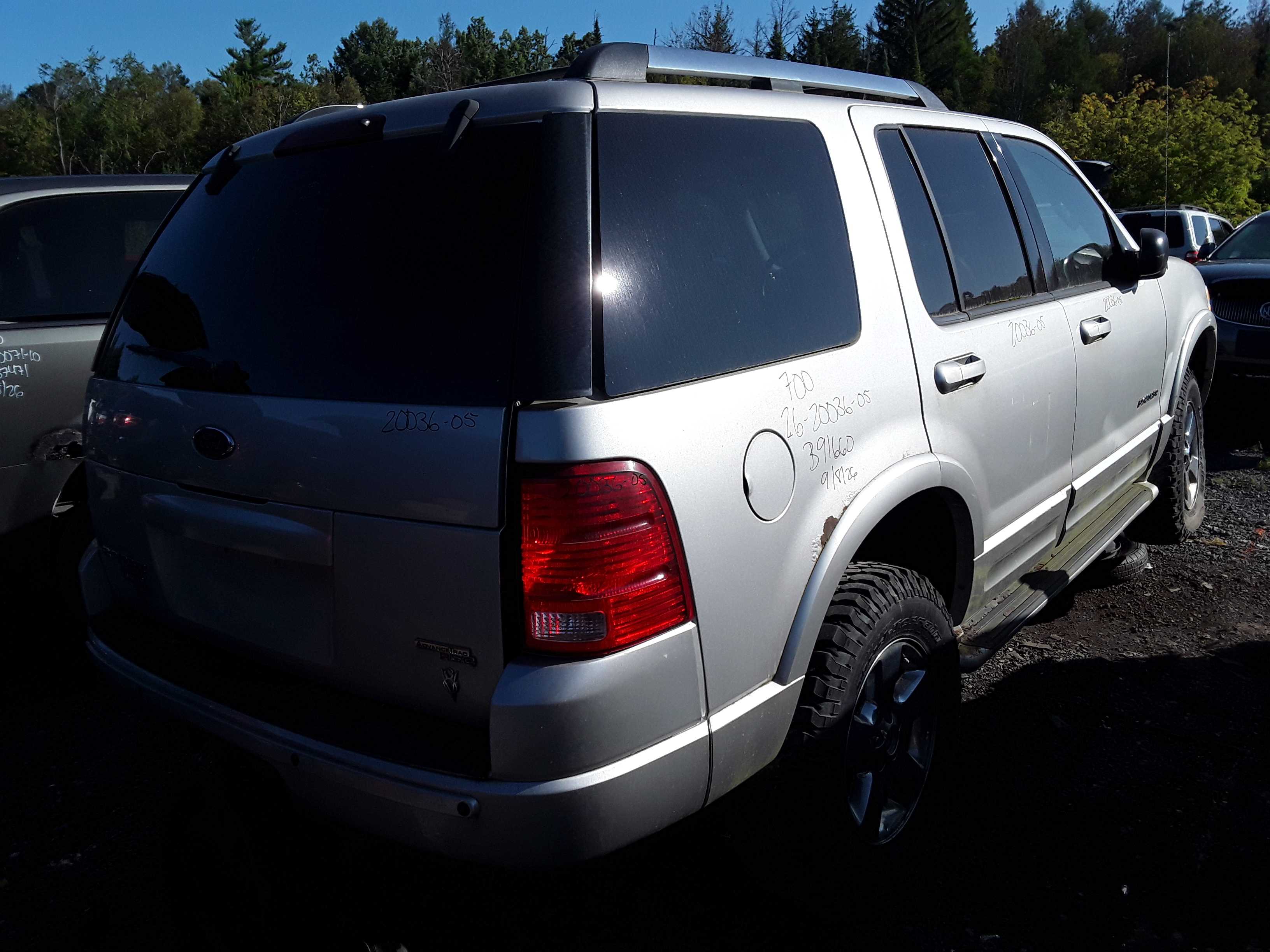 FORD EXPLORER 2005