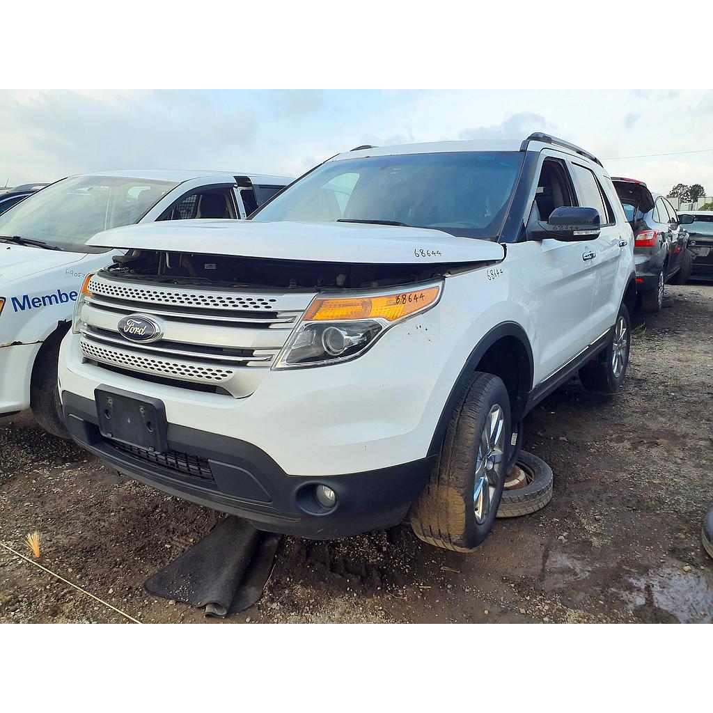 FORD EXPLORER 2015