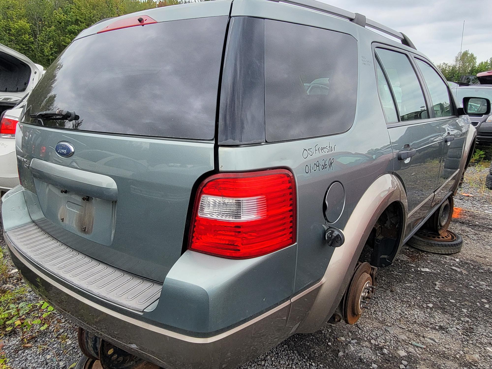 FORD FREESTAR 2005