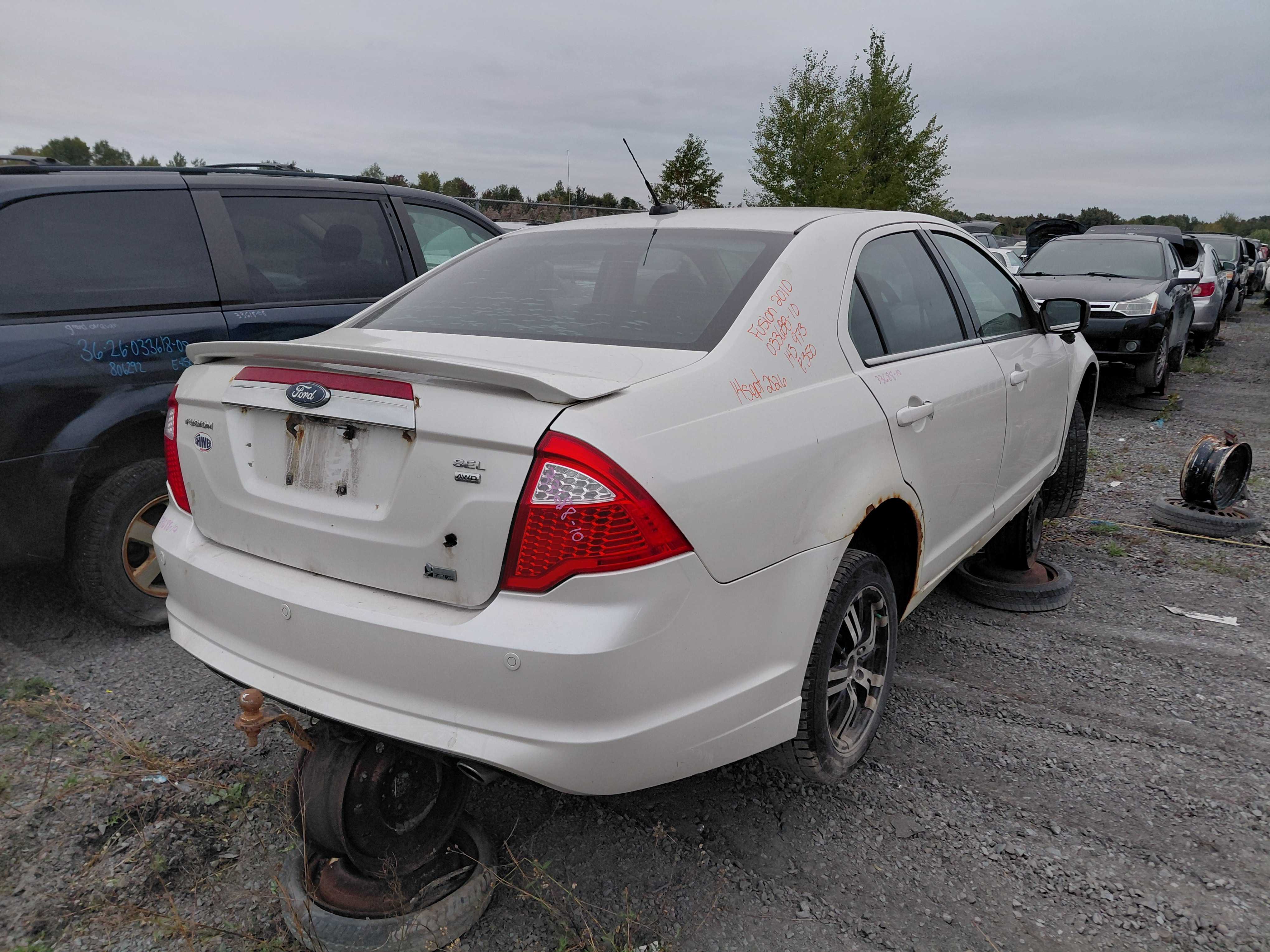 FORD FUSION 2010