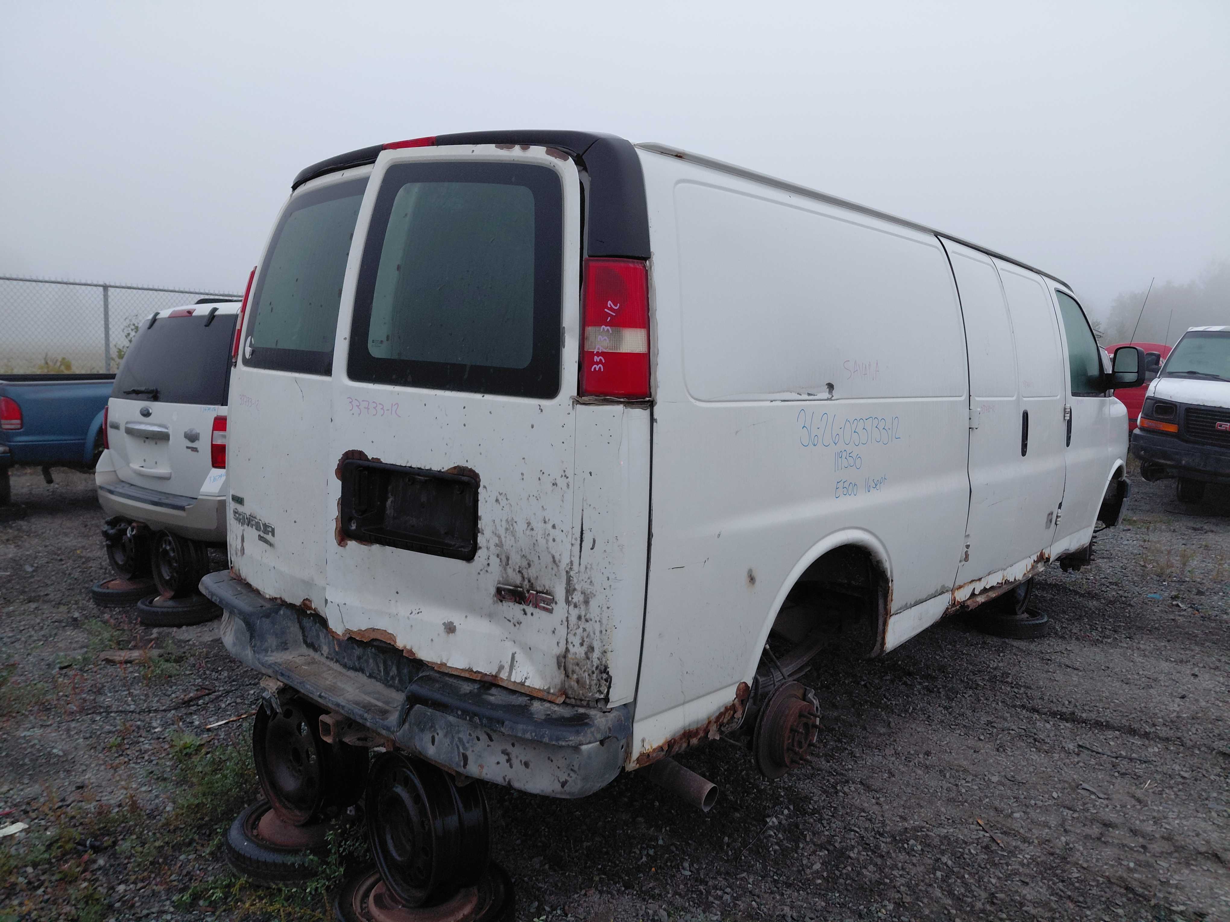 GMC SAVANA CARGO 2012