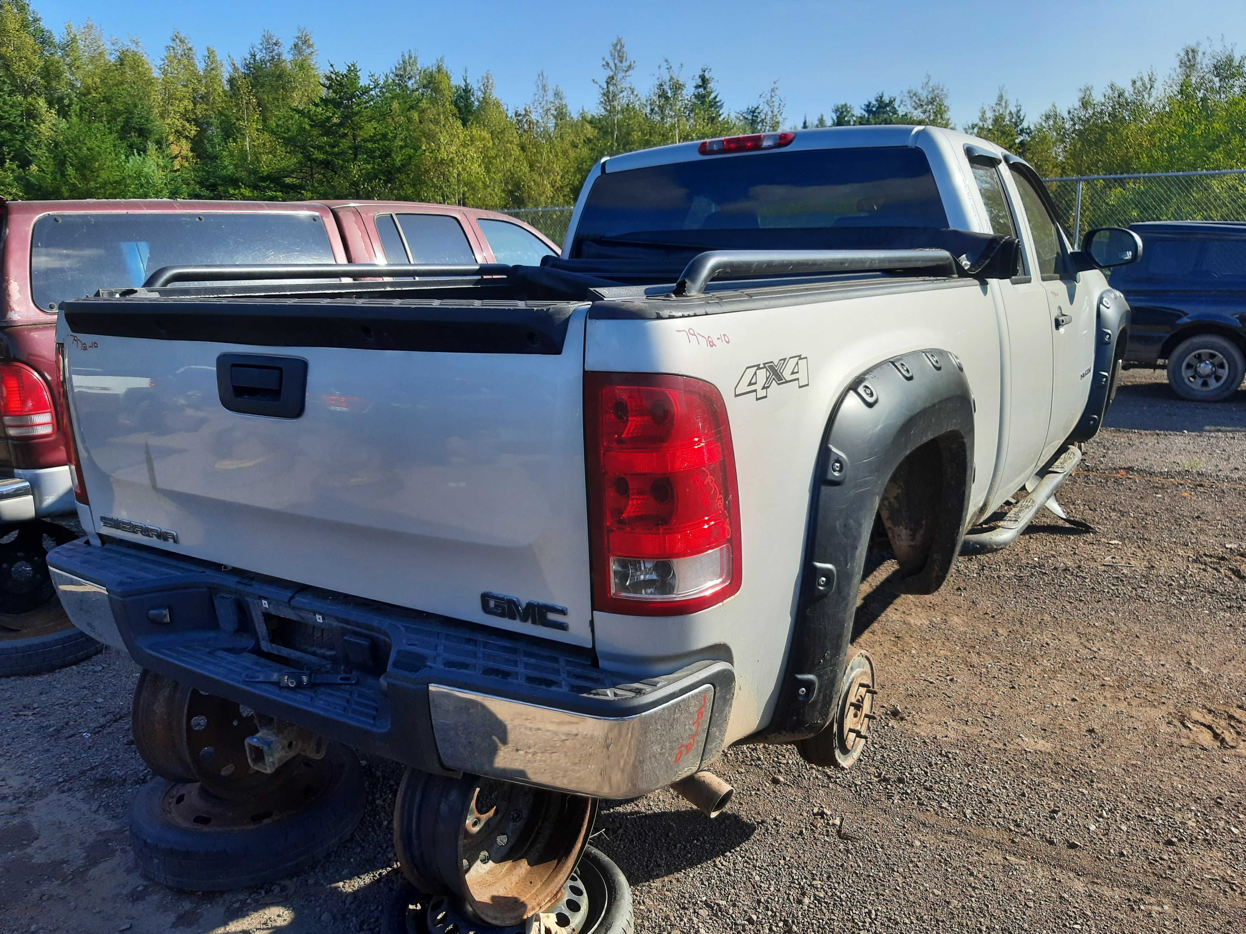 GMC SIERRA 1500 2010