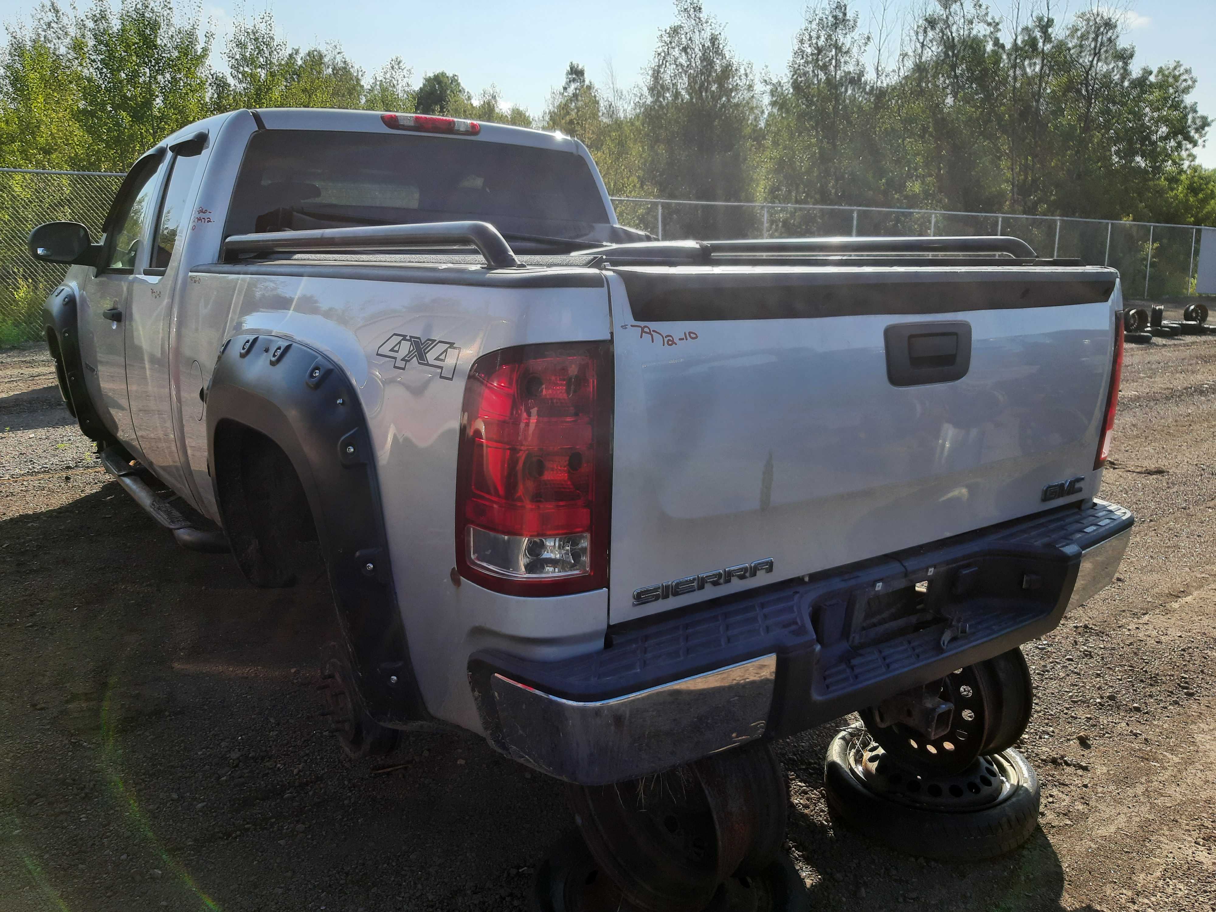 GMC SIERRA 1500 2010