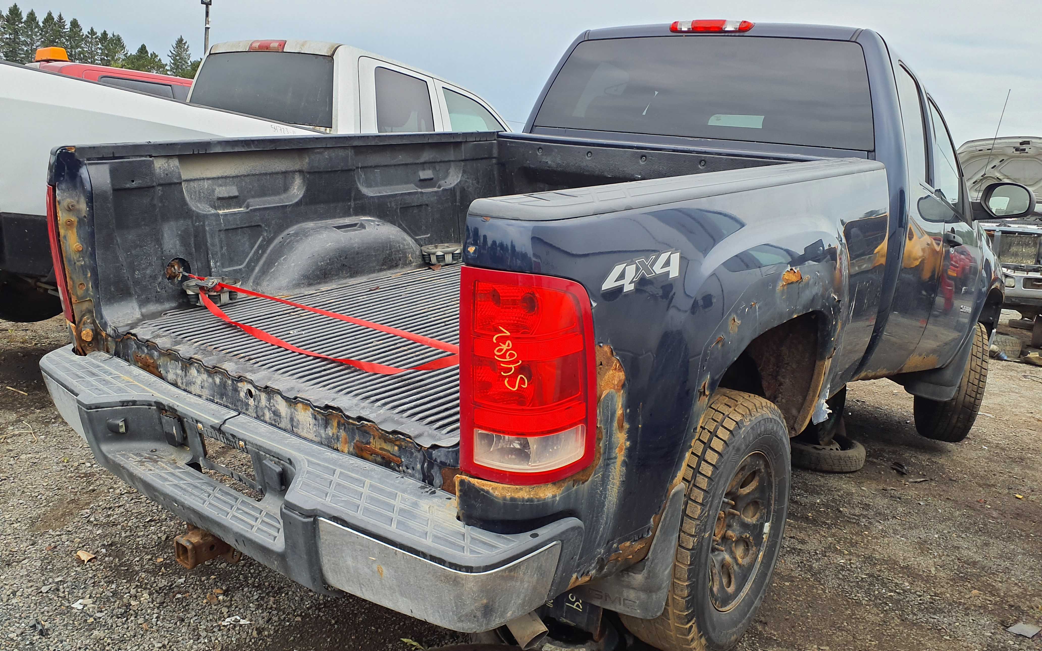 GMC SIERRA 1500 2011