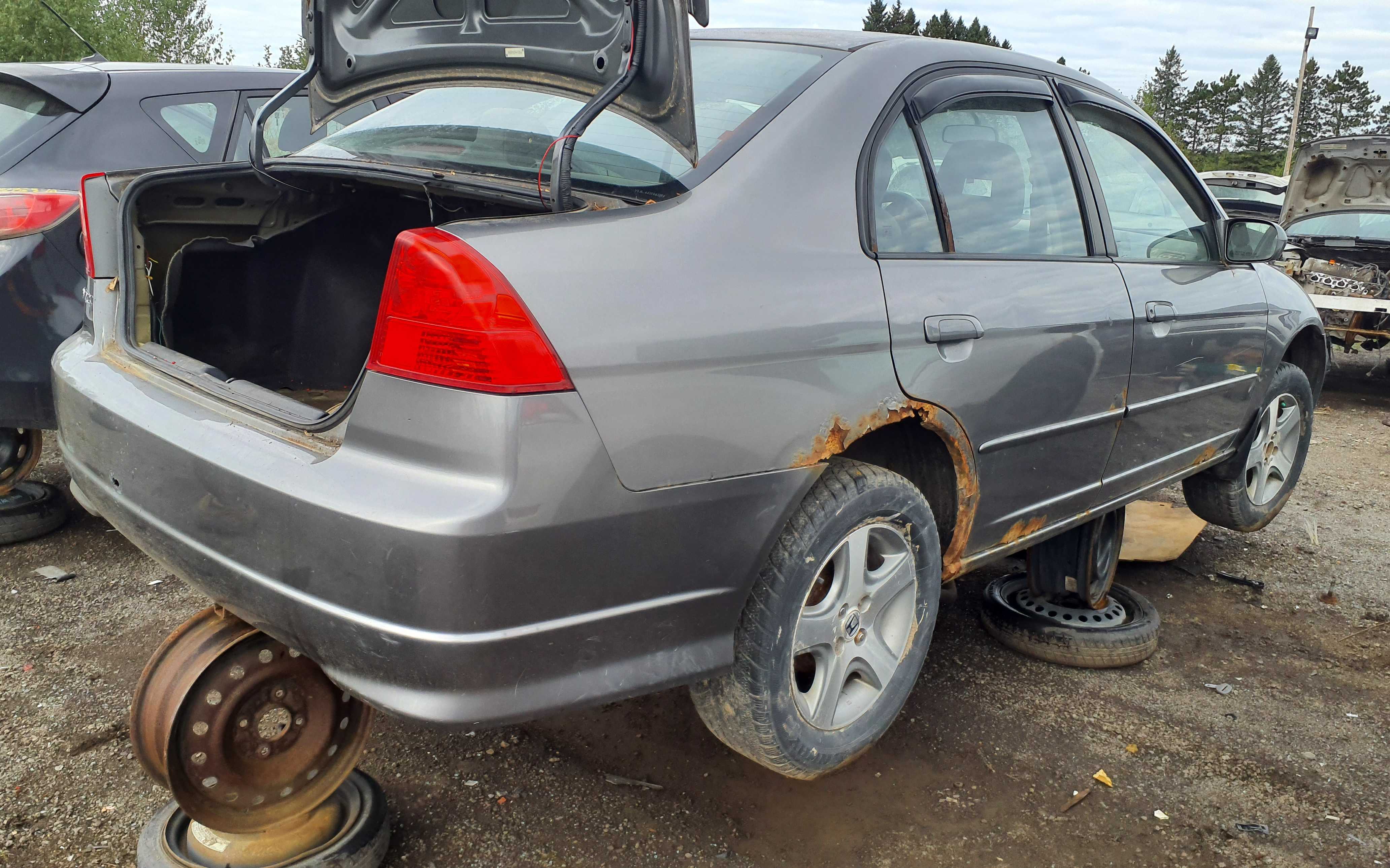 HONDA CIVIC 2004
