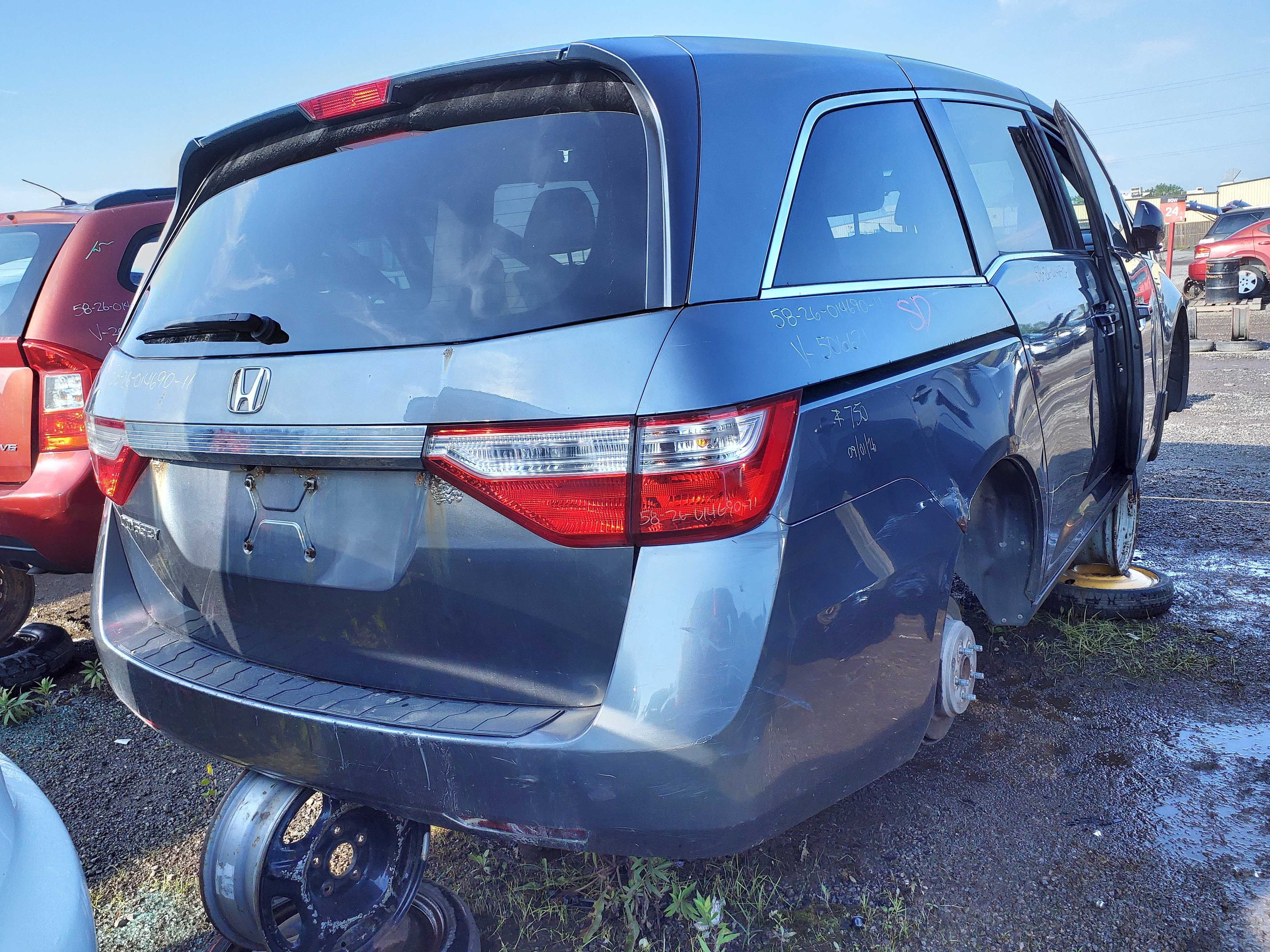 HONDA ODYSSEY 2011