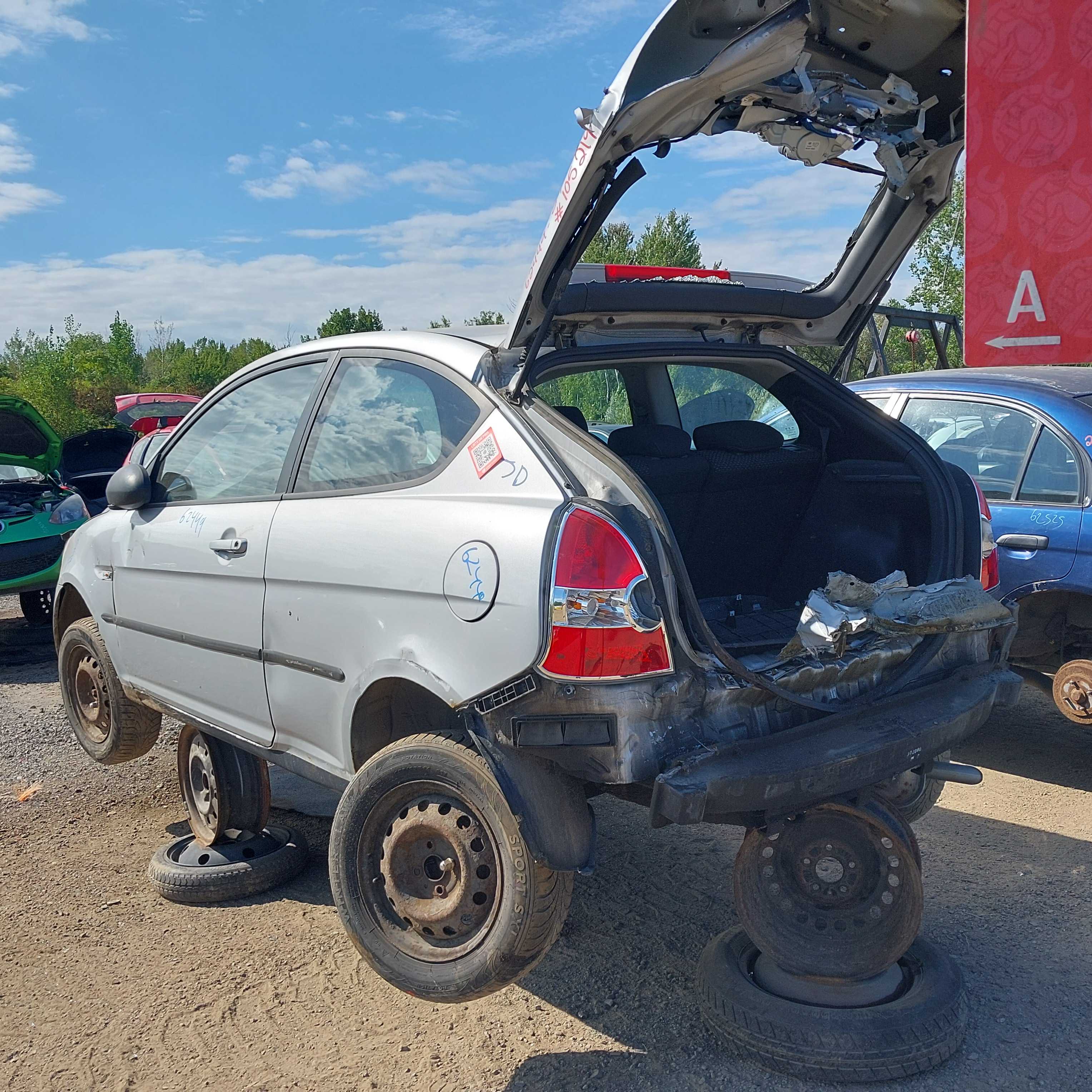 HYUNDAI ACCENT 2009