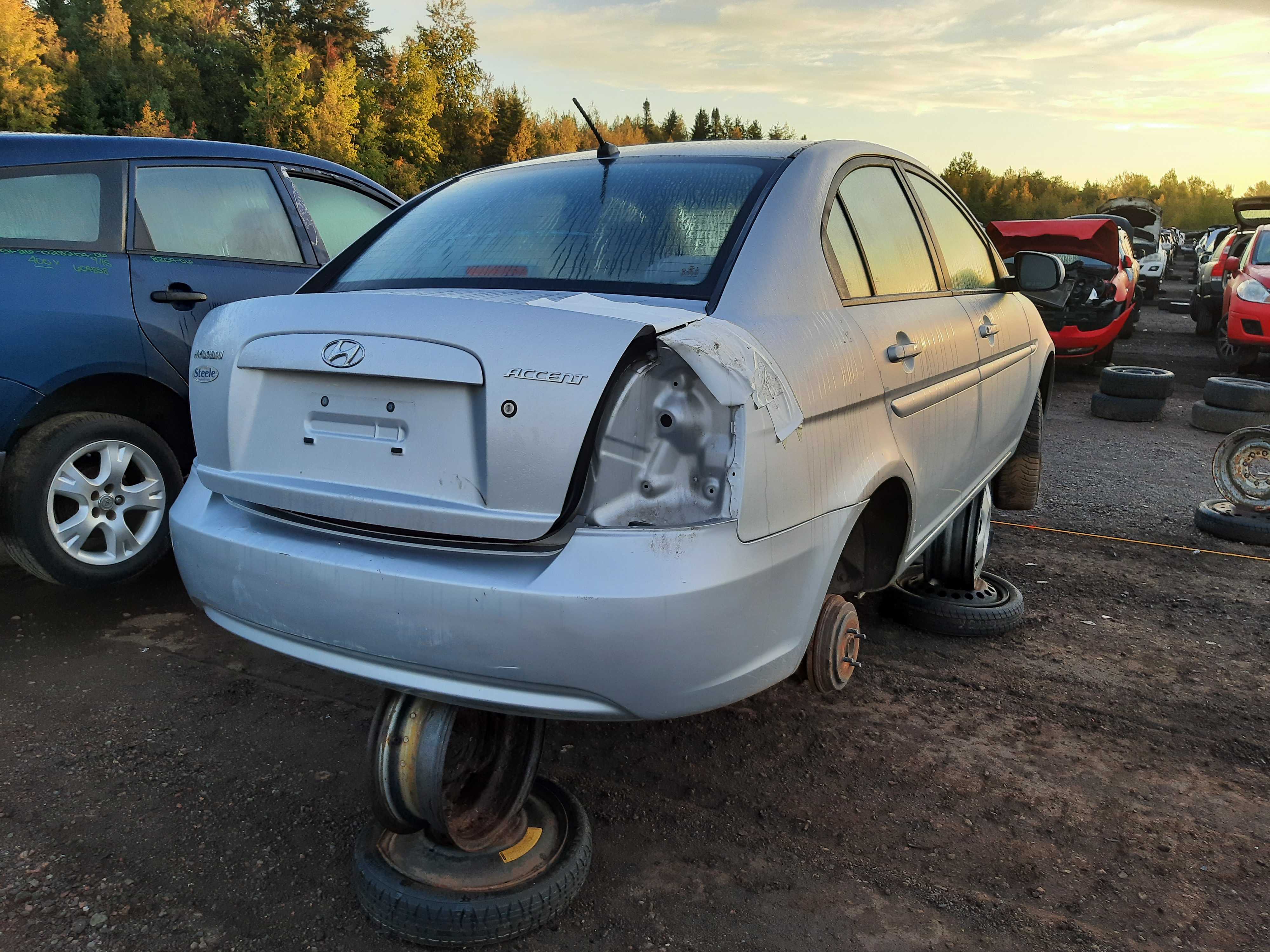 HYUNDAI ACCENT 2010