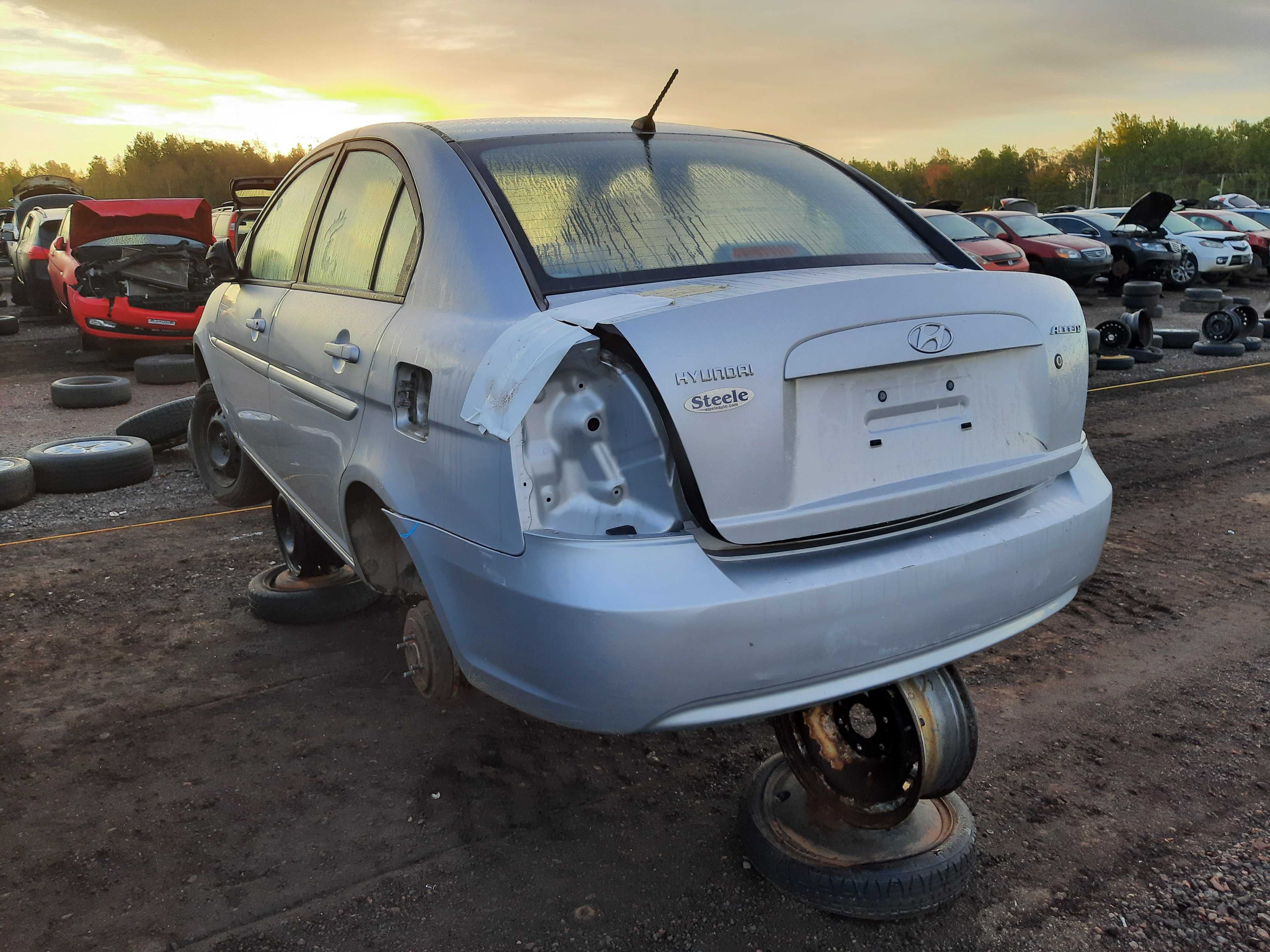 HYUNDAI ACCENT 2010