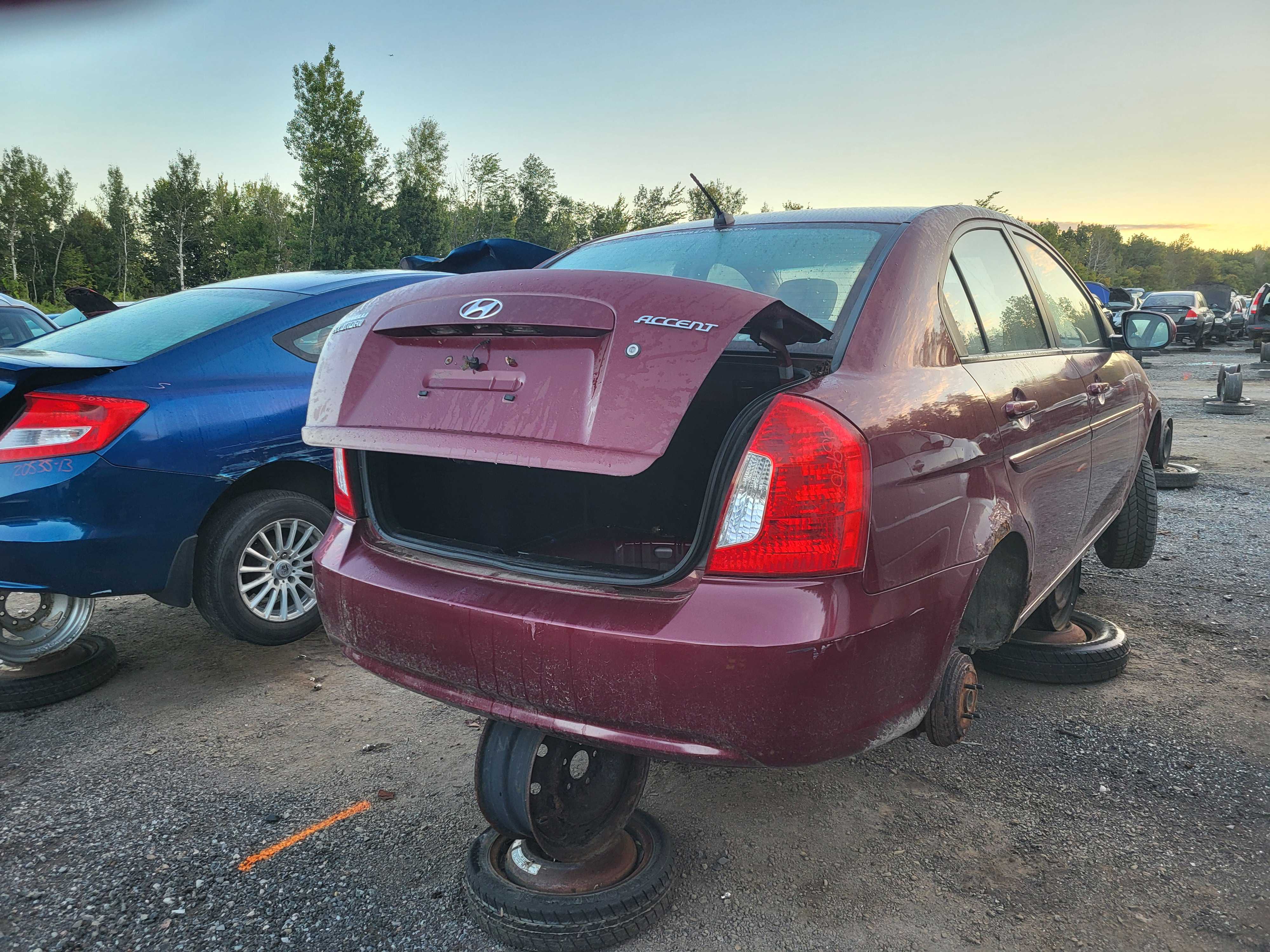 HYUNDAI ACCENT 2010
