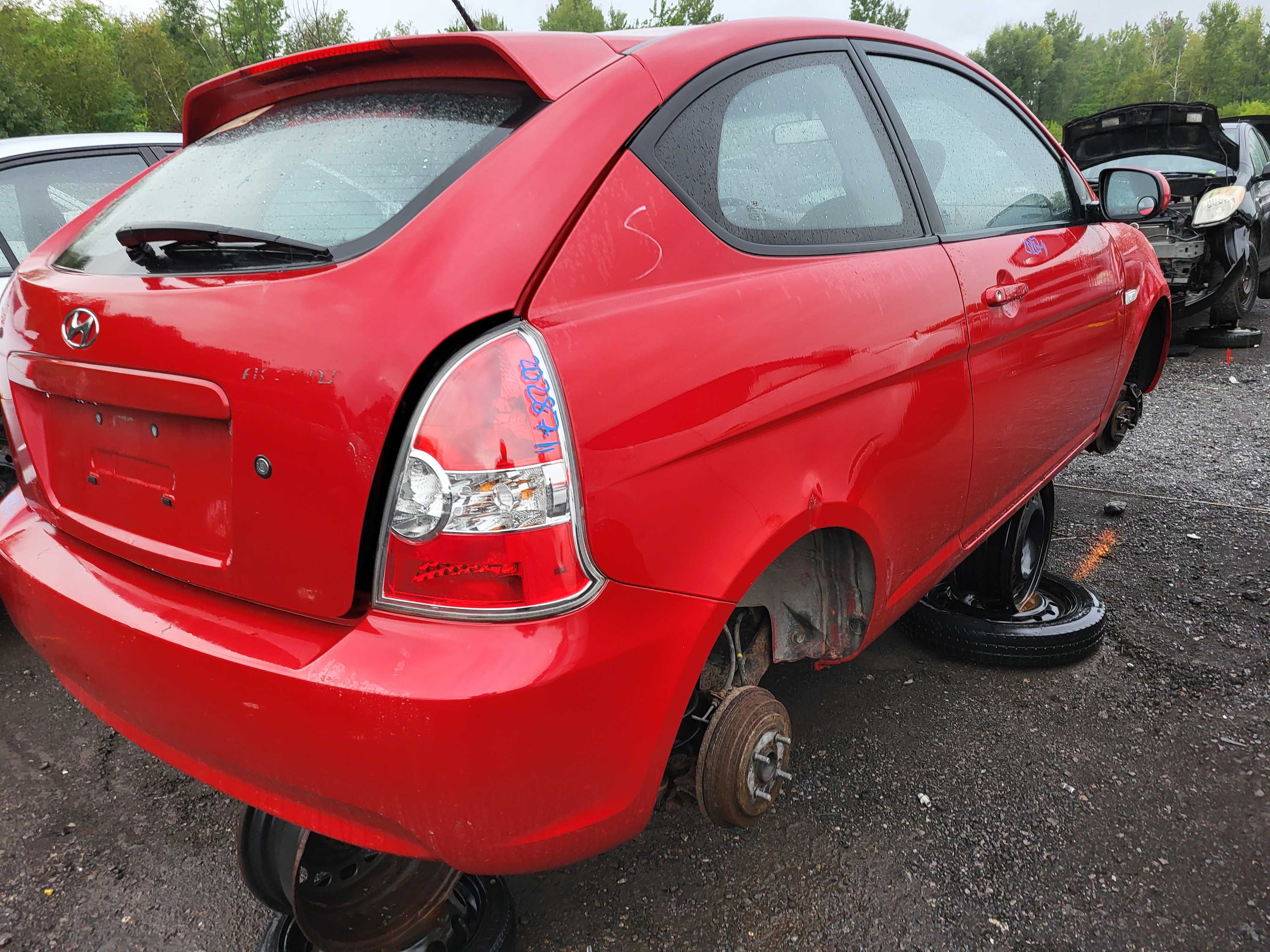 HYUNDAI ACCENT 2011