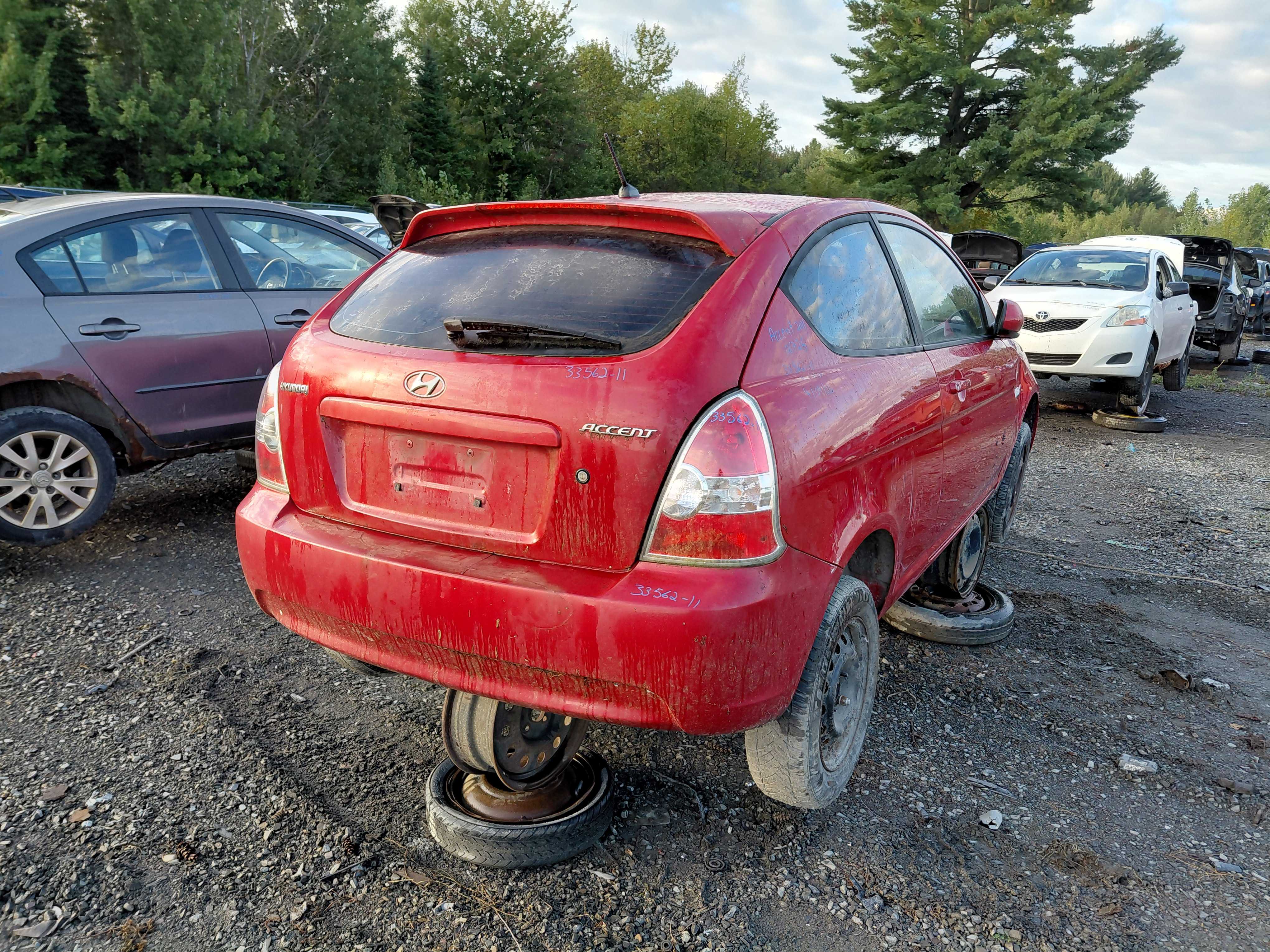 HYUNDAI ACCENT 2011