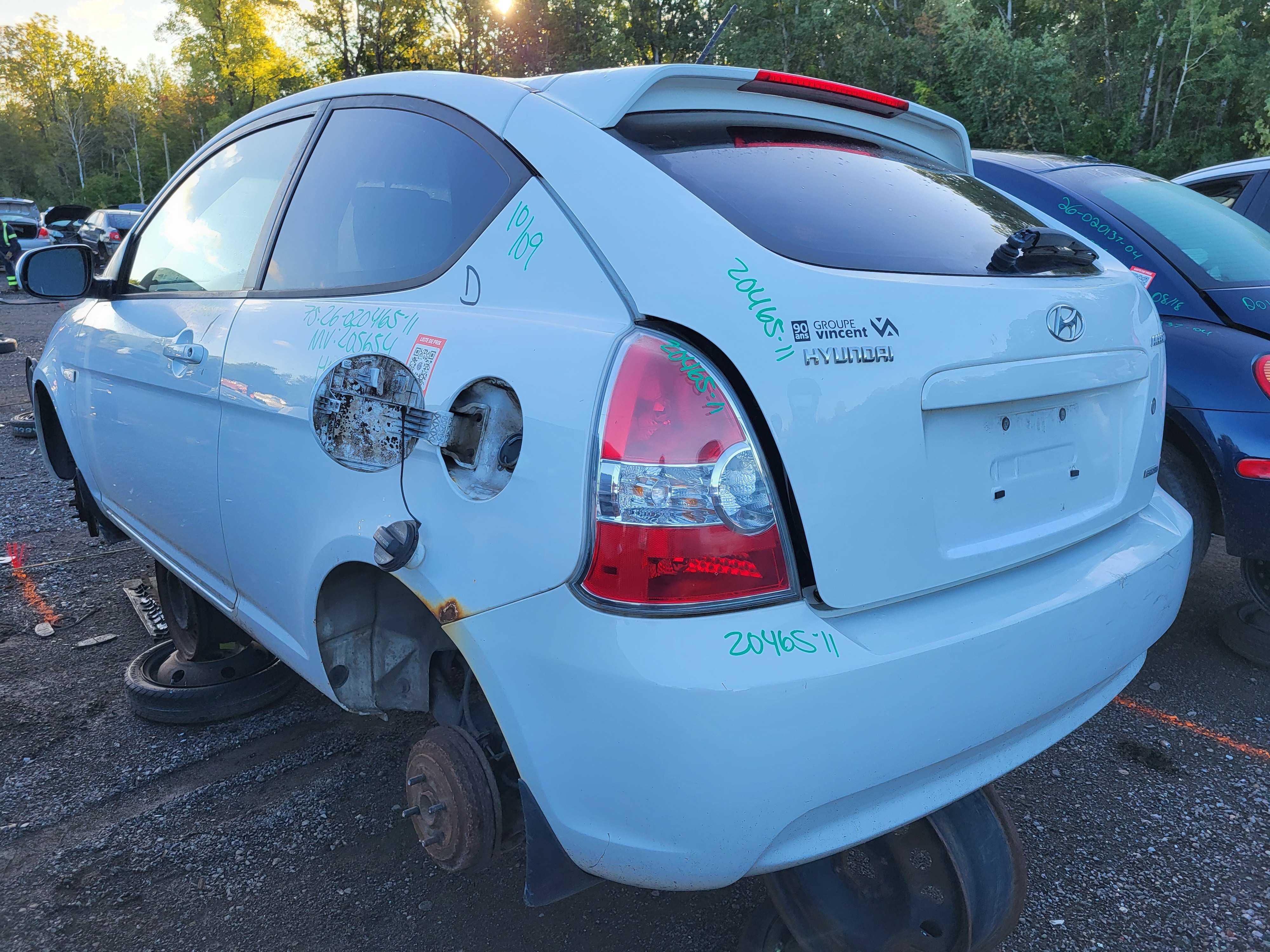 HYUNDAI ACCENT 2011