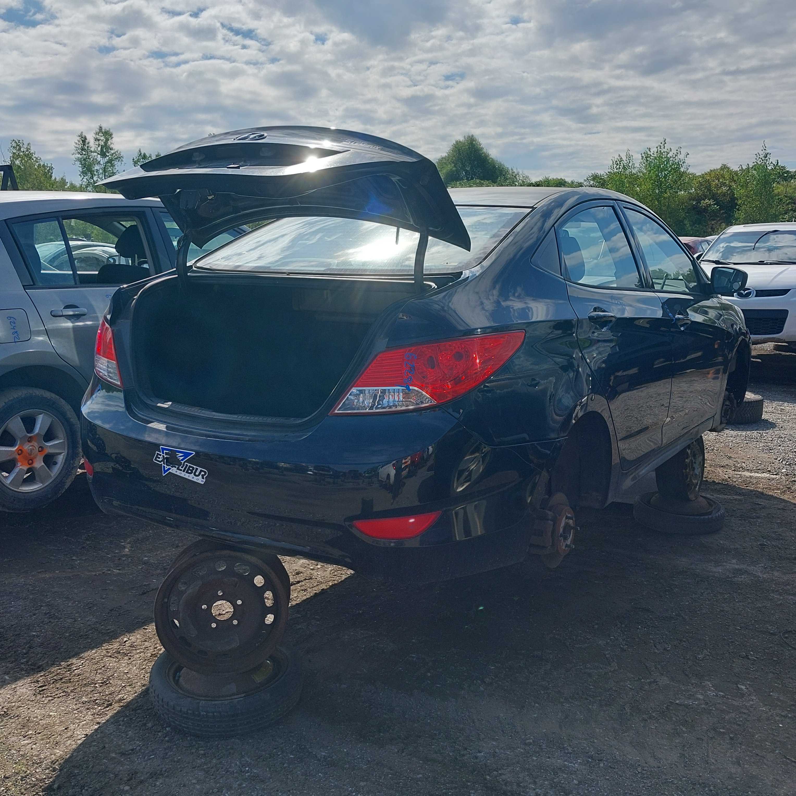 HYUNDAI ACCENT 2013
