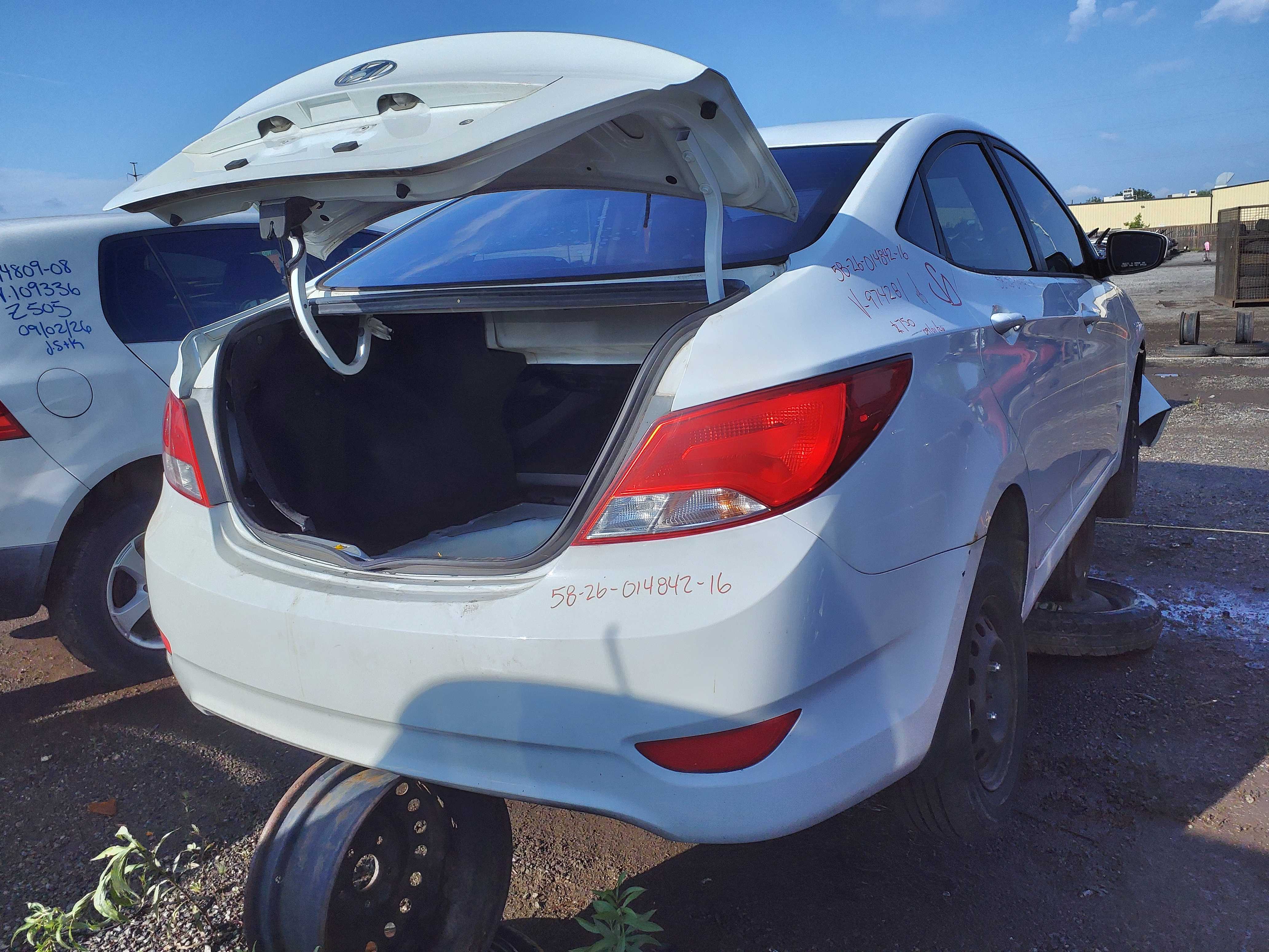 HYUNDAI ACCENT 2016