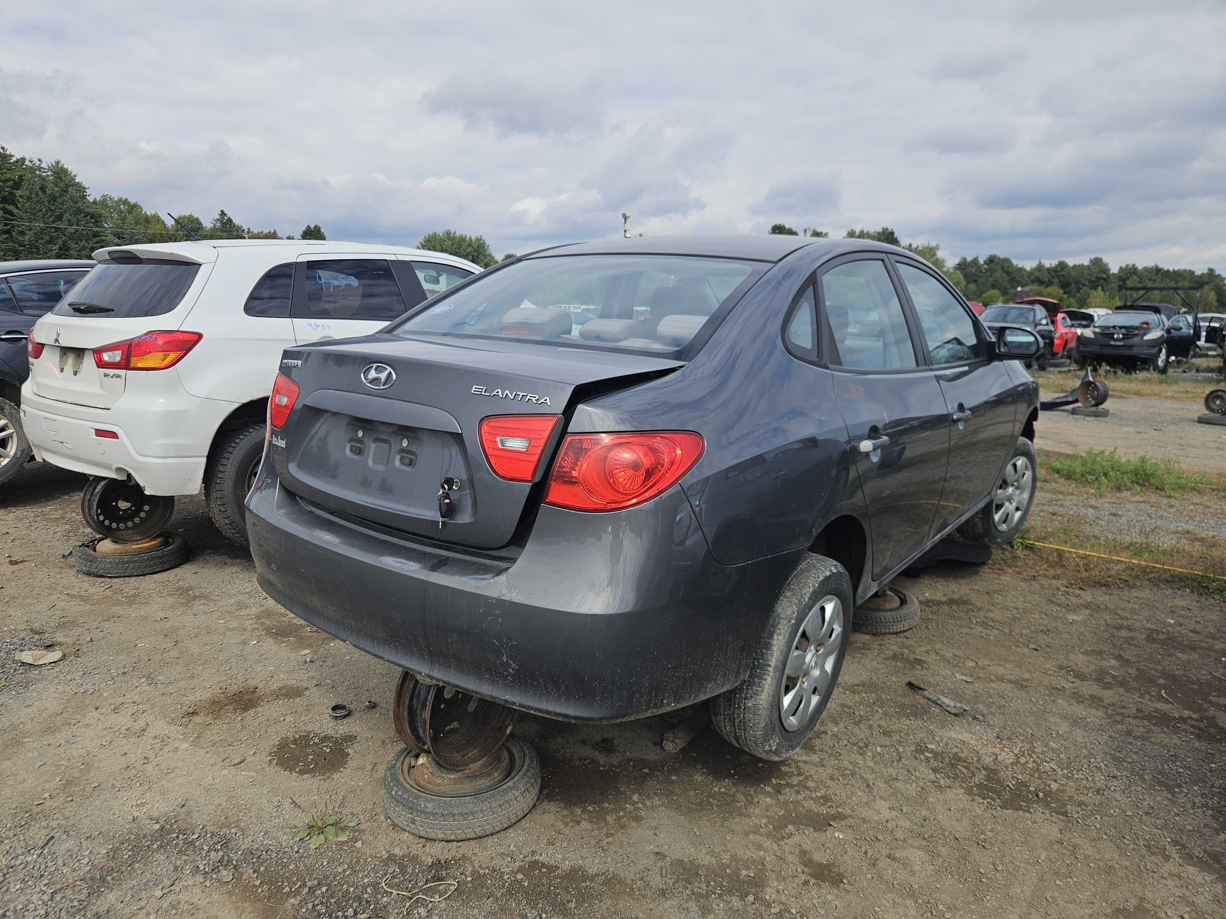 HYUNDAI ELANTRA 2009