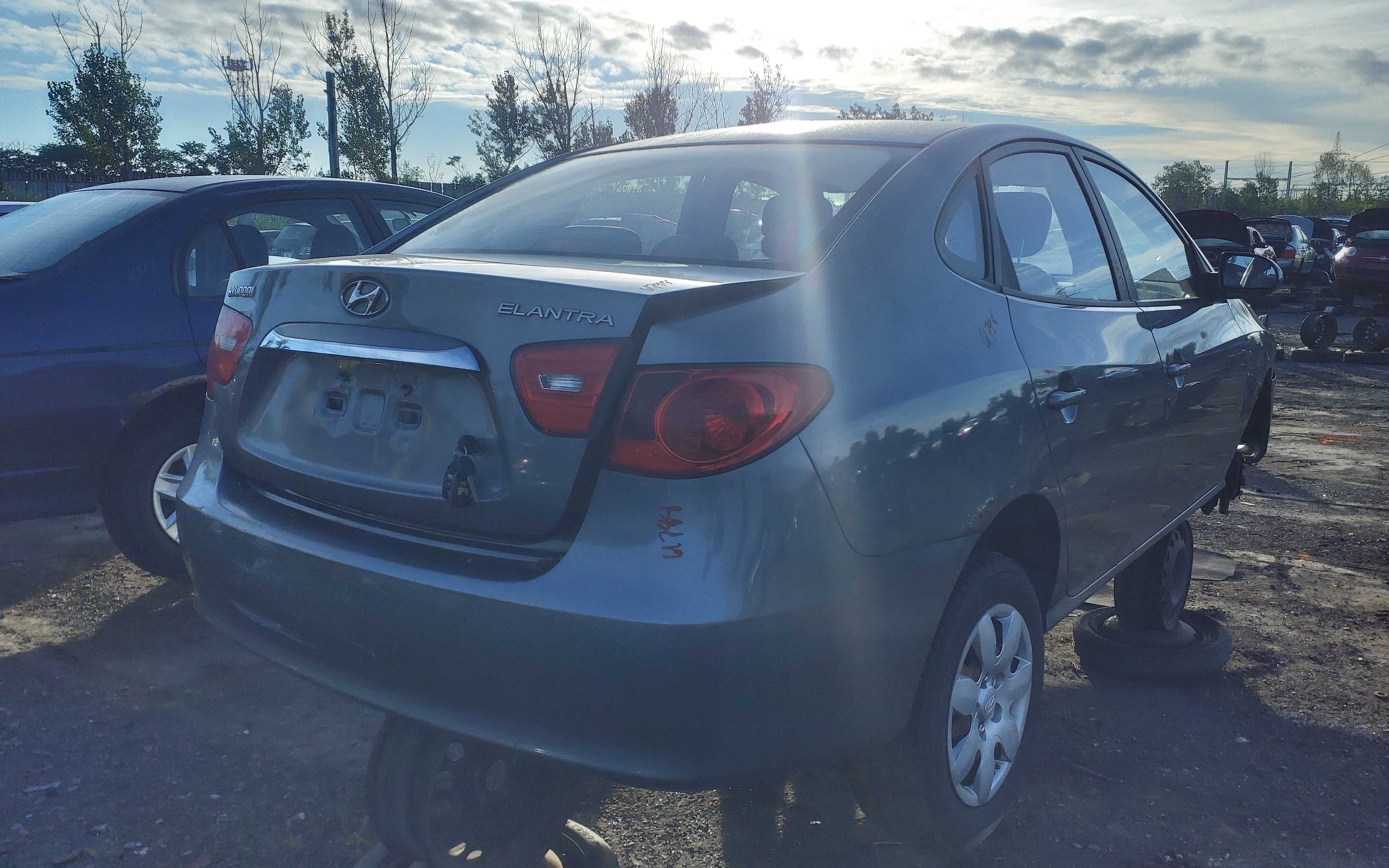 HYUNDAI ELANTRA 2010