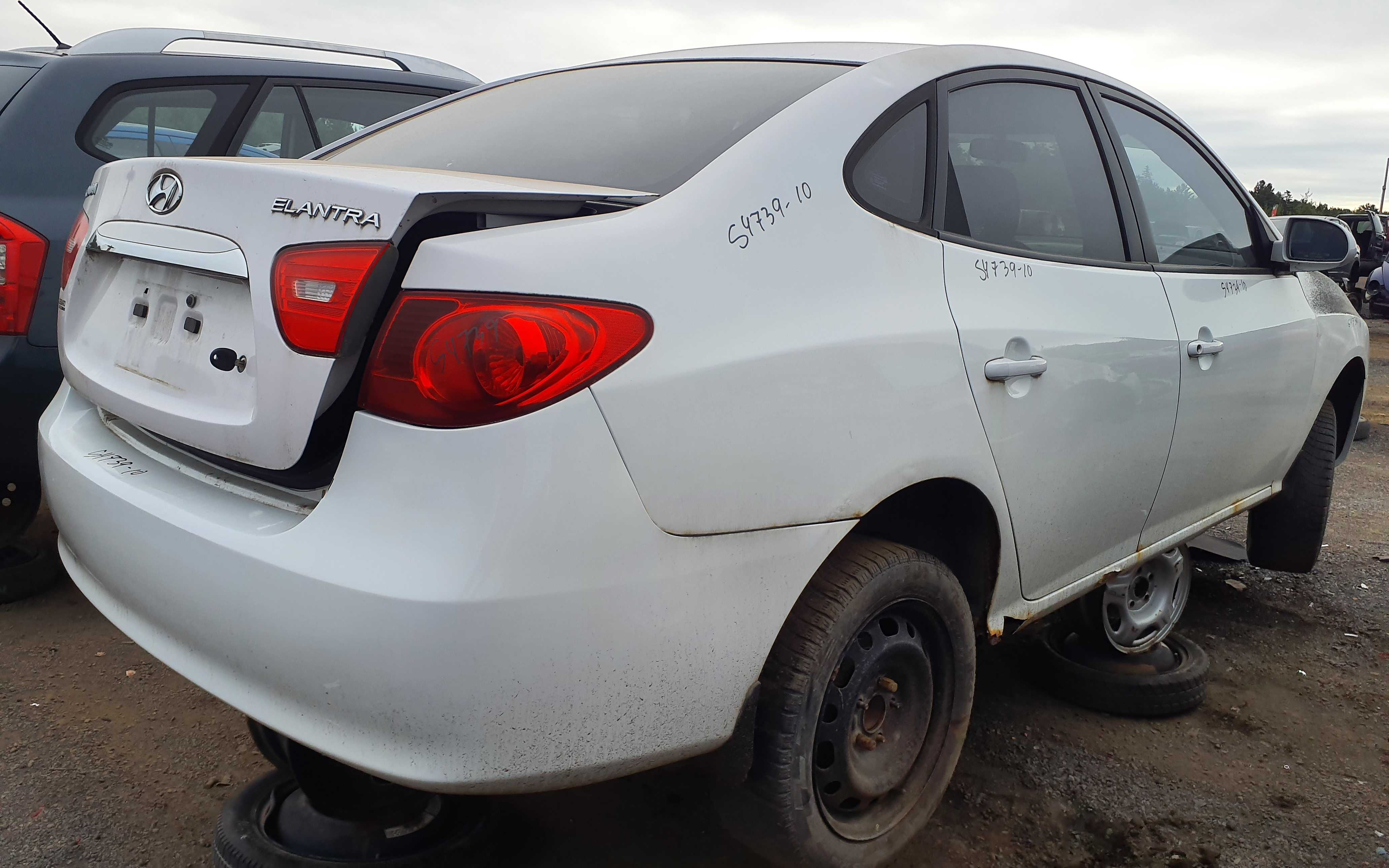 HYUNDAI ELANTRA 2010