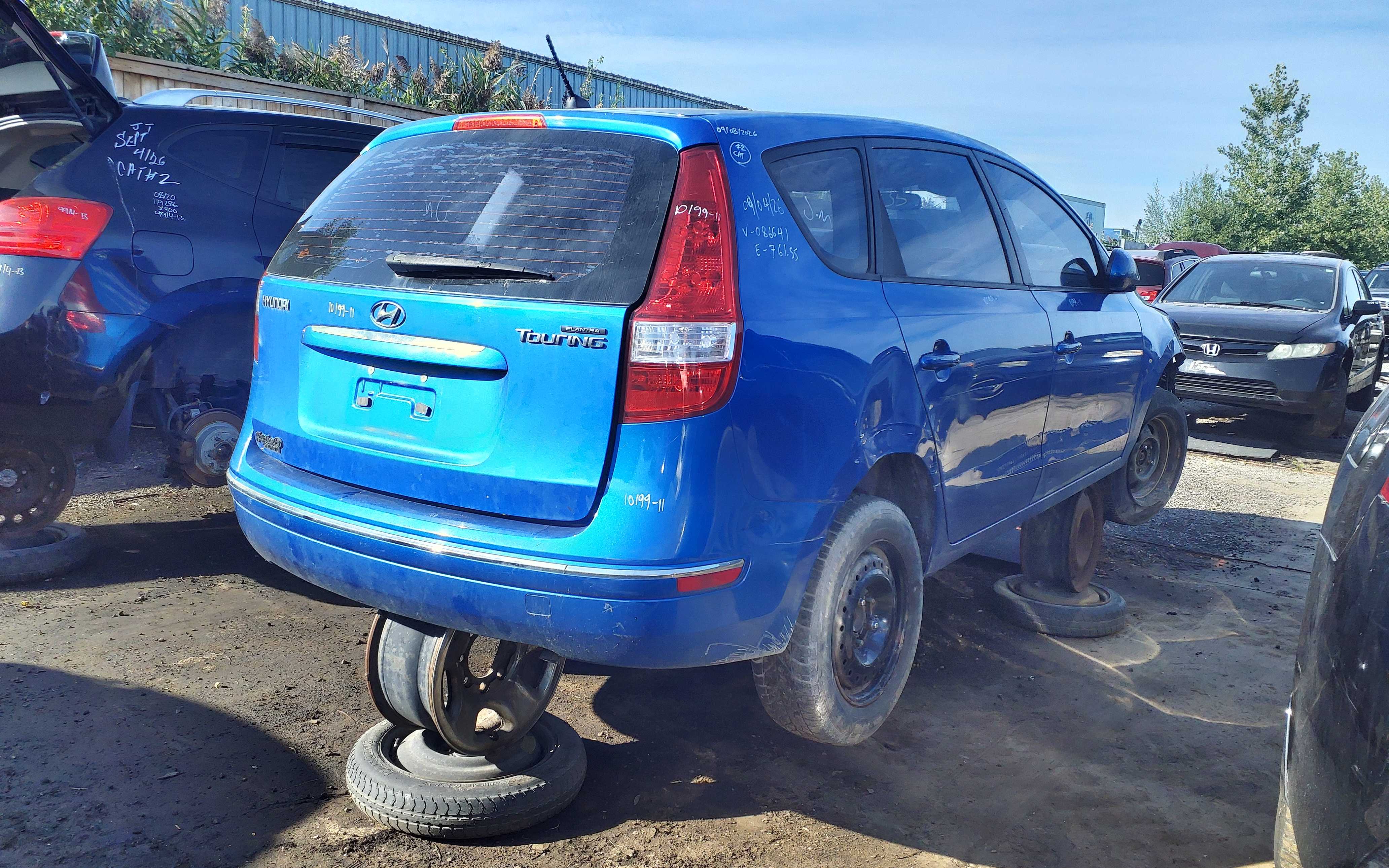 HYUNDAI ELANTRA 2011