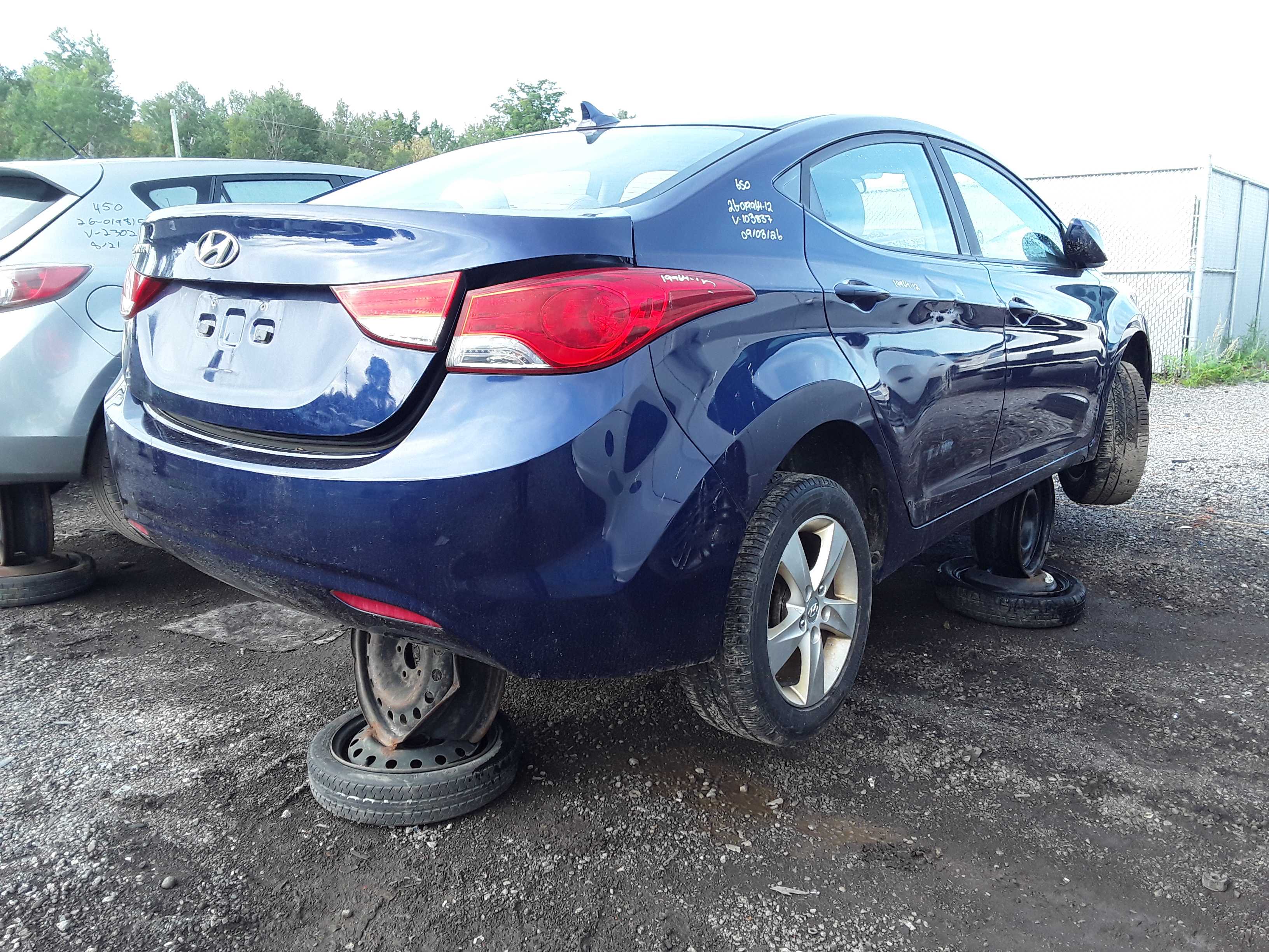 HYUNDAI ELANTRA 2012