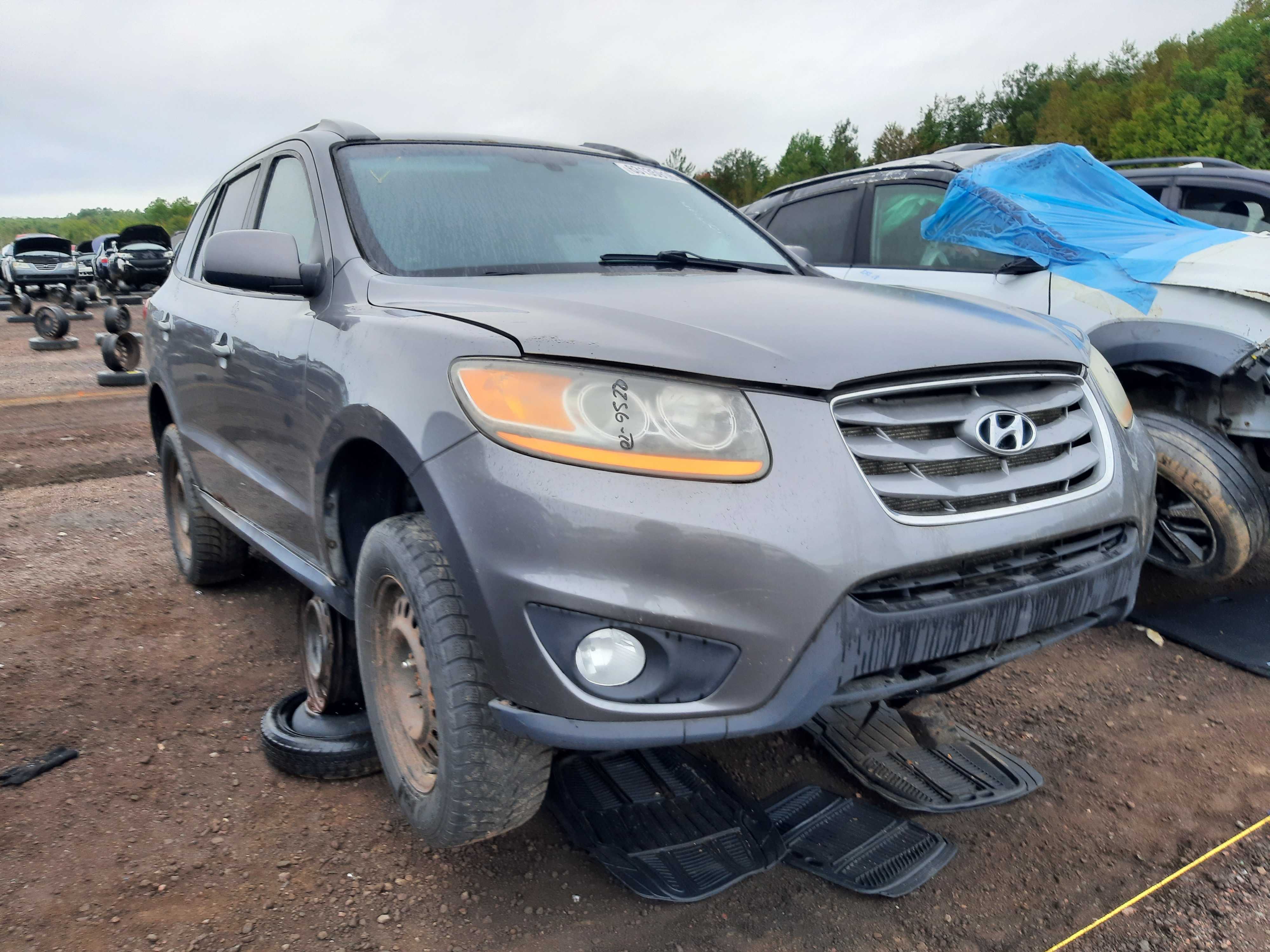 HYUNDAI SANTA FE 2010