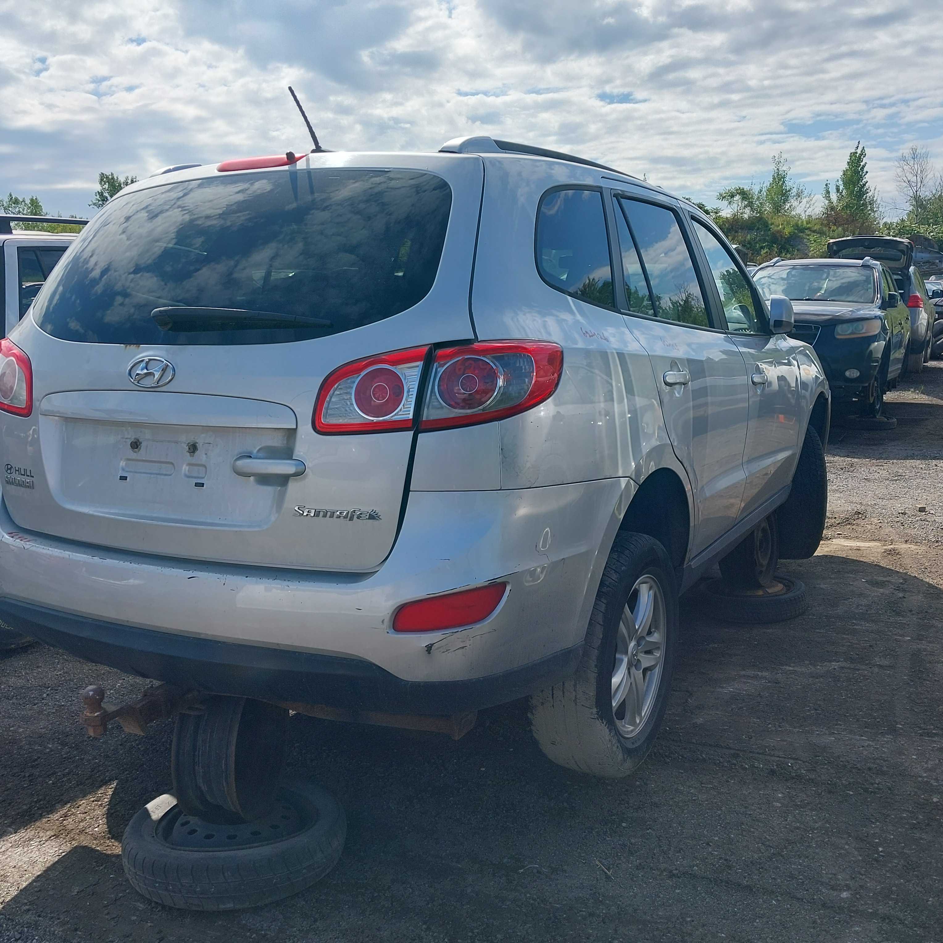 HYUNDAI SANTA FE 2011
