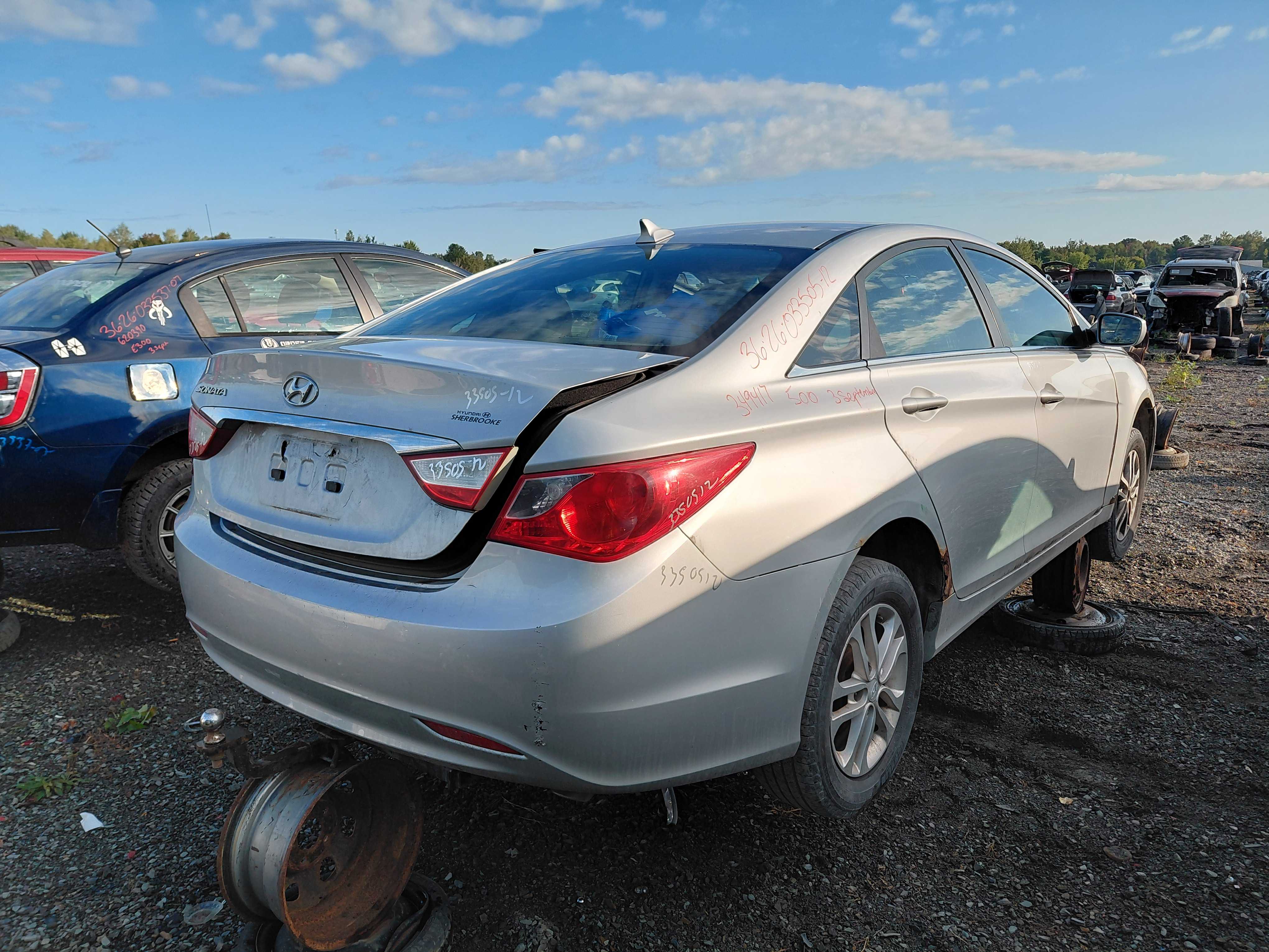 HYUNDAI SONATA 2012