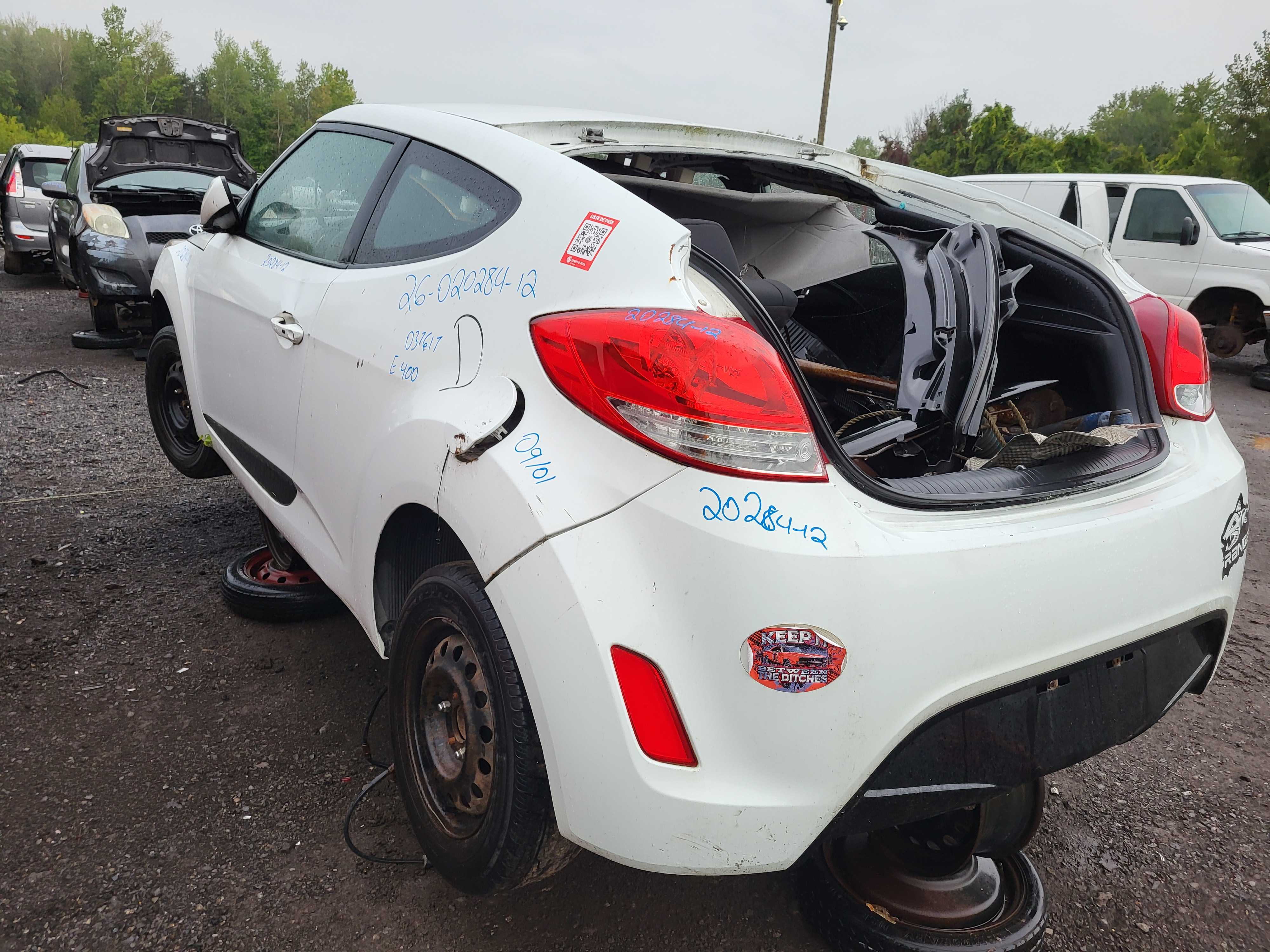 HYUNDAI VELOSTER 2012