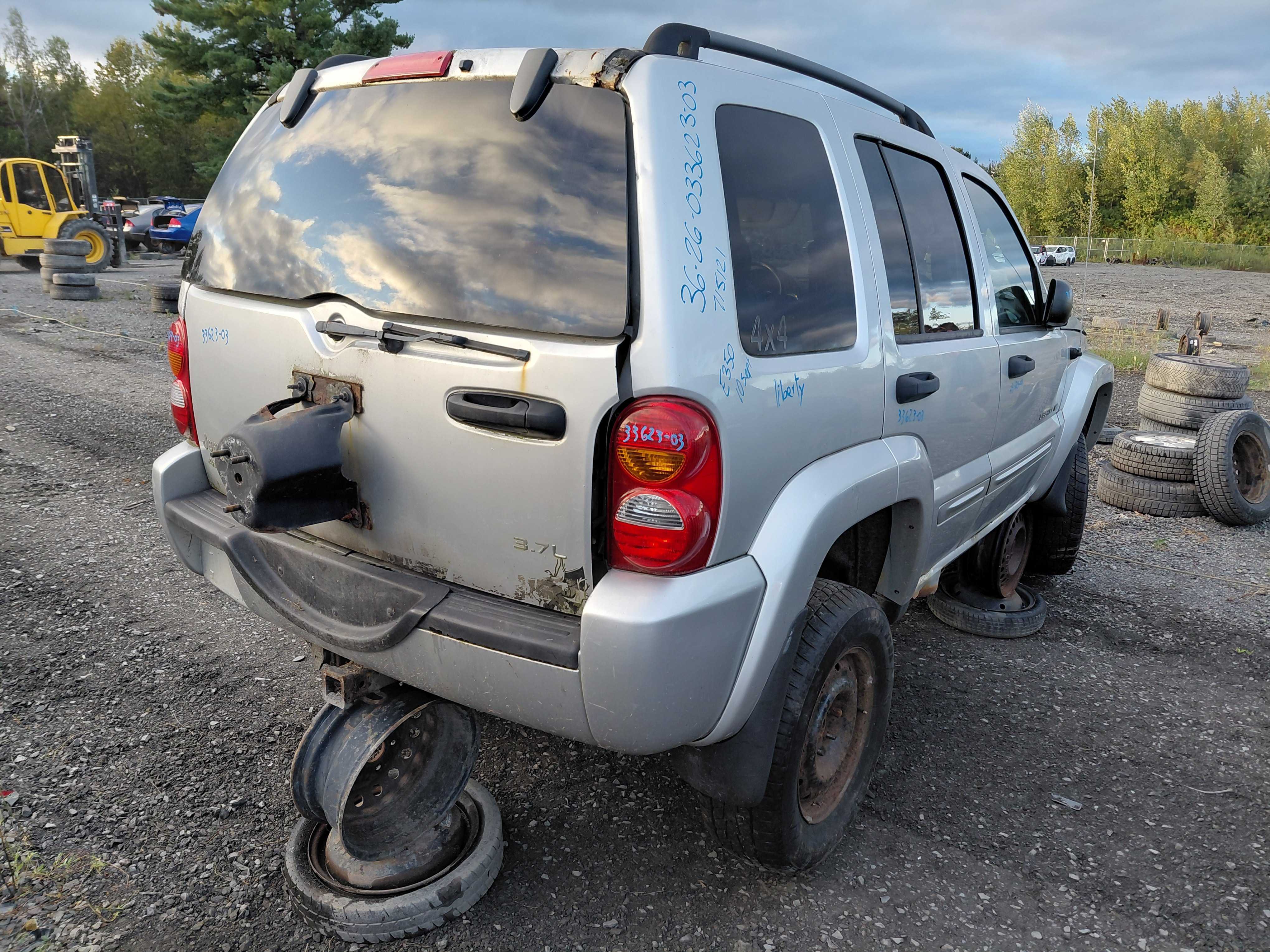 JEEP LIBERTY 2003
