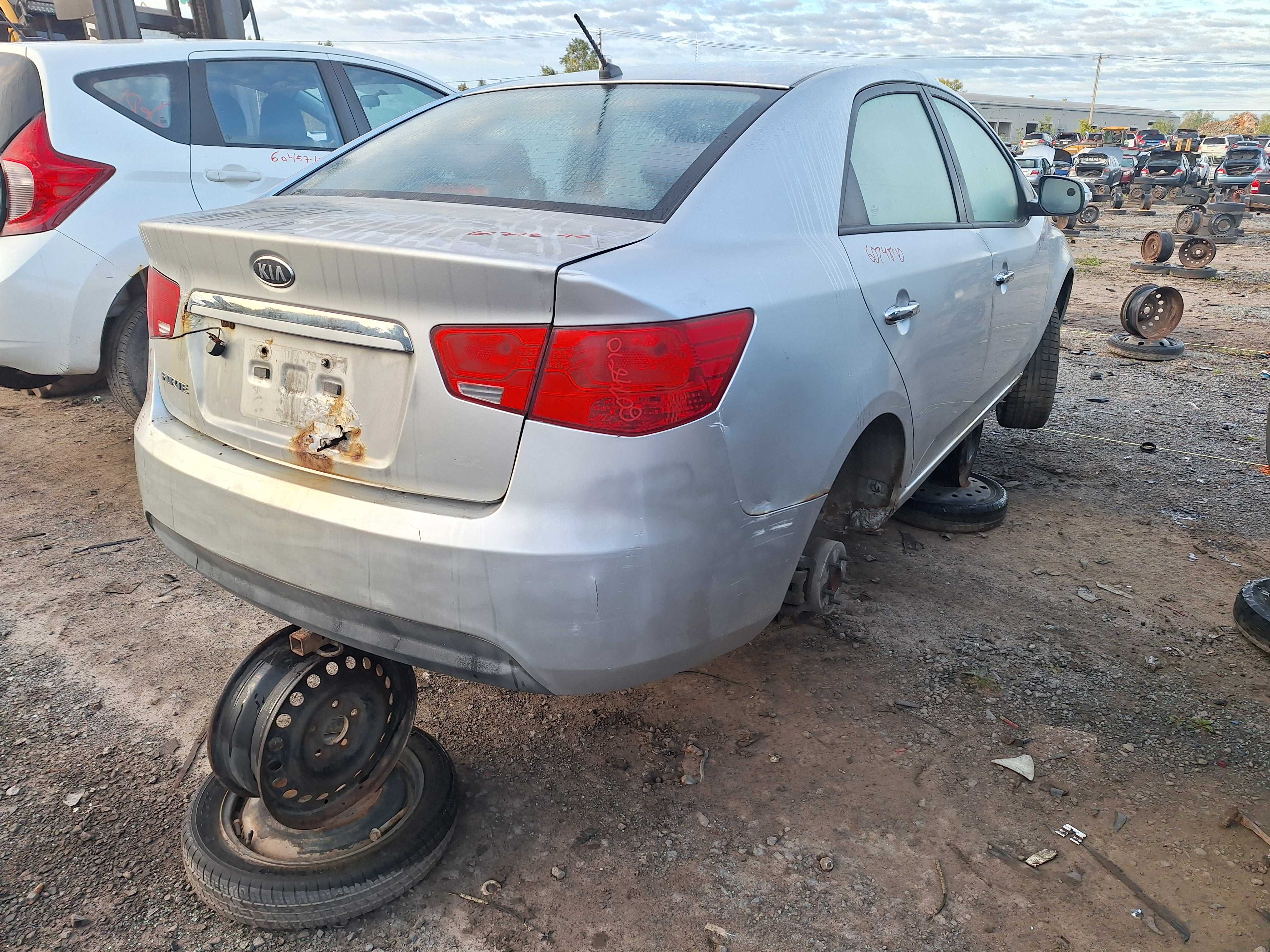 KIA FORTE 2010