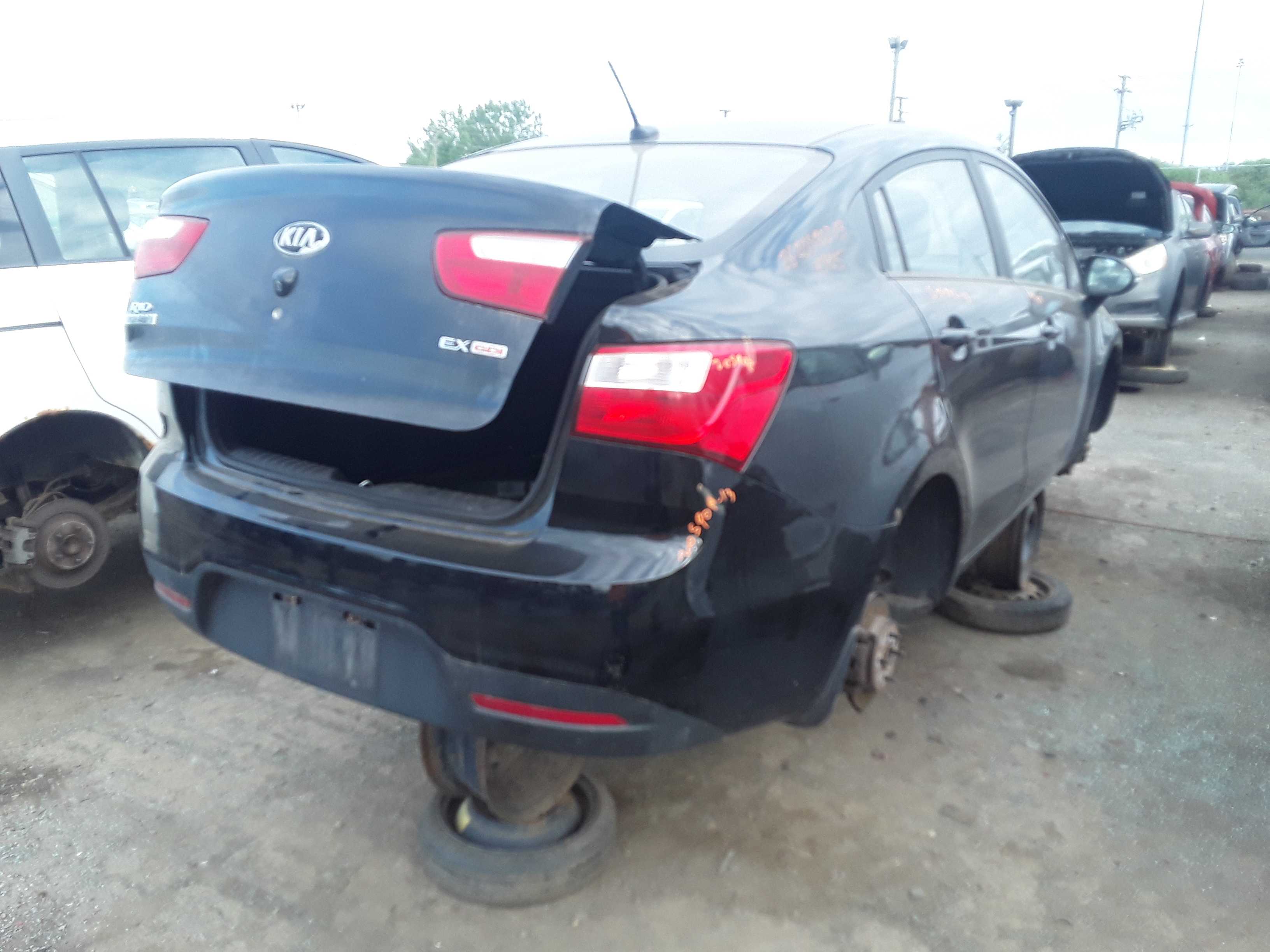 KIA RIO 2013