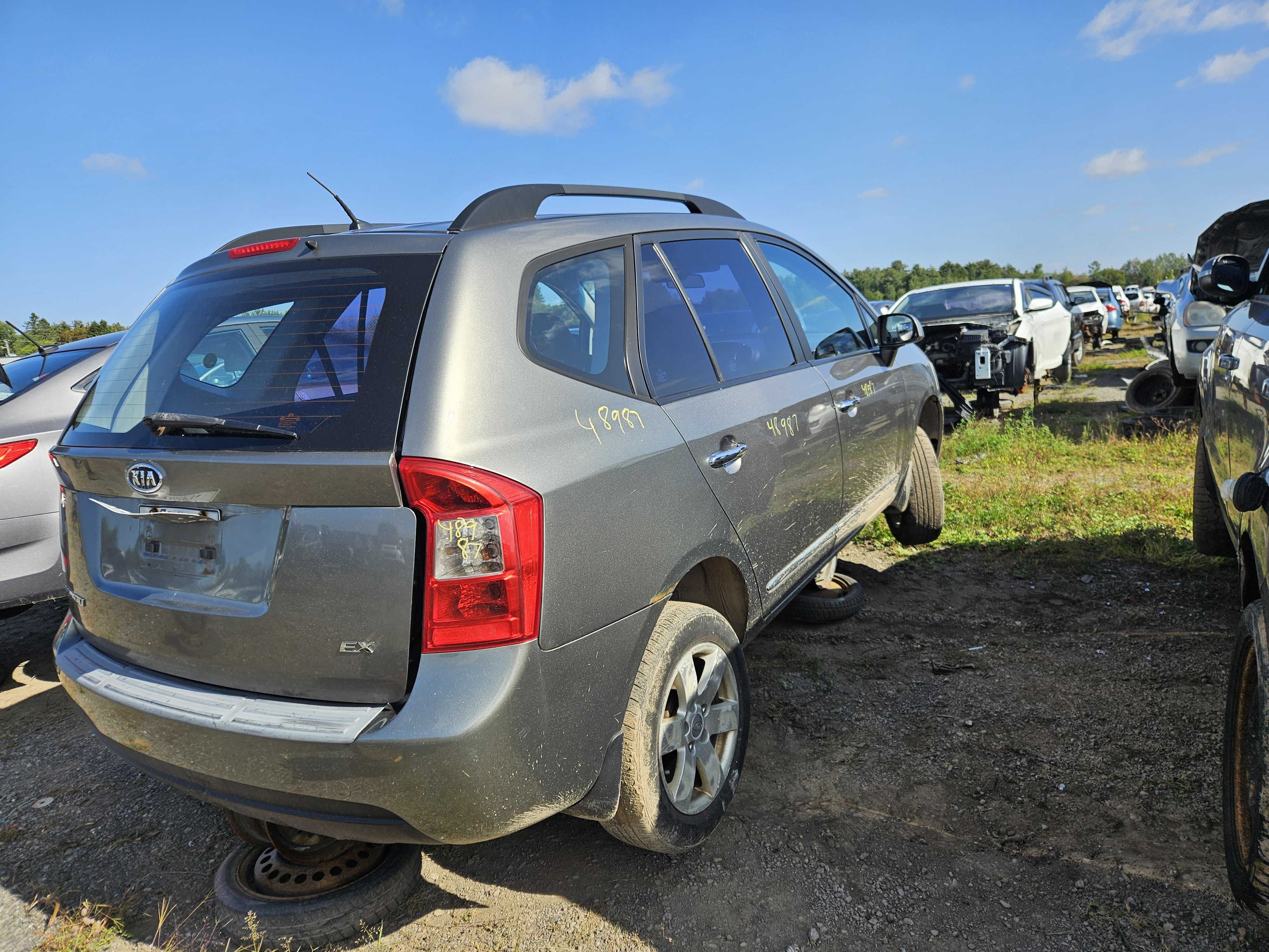 KIA RONDO 2009