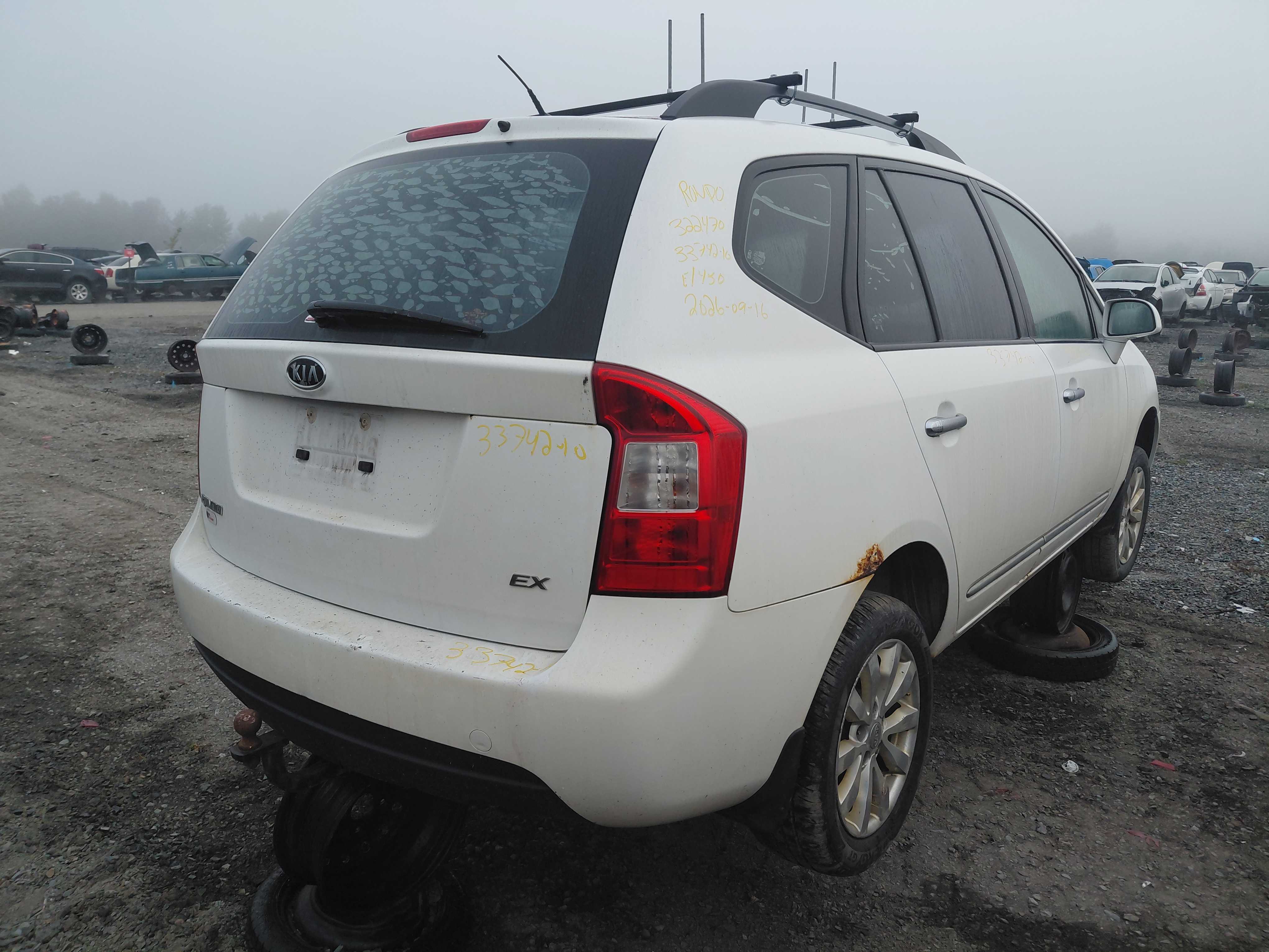 KIA RONDO 2010