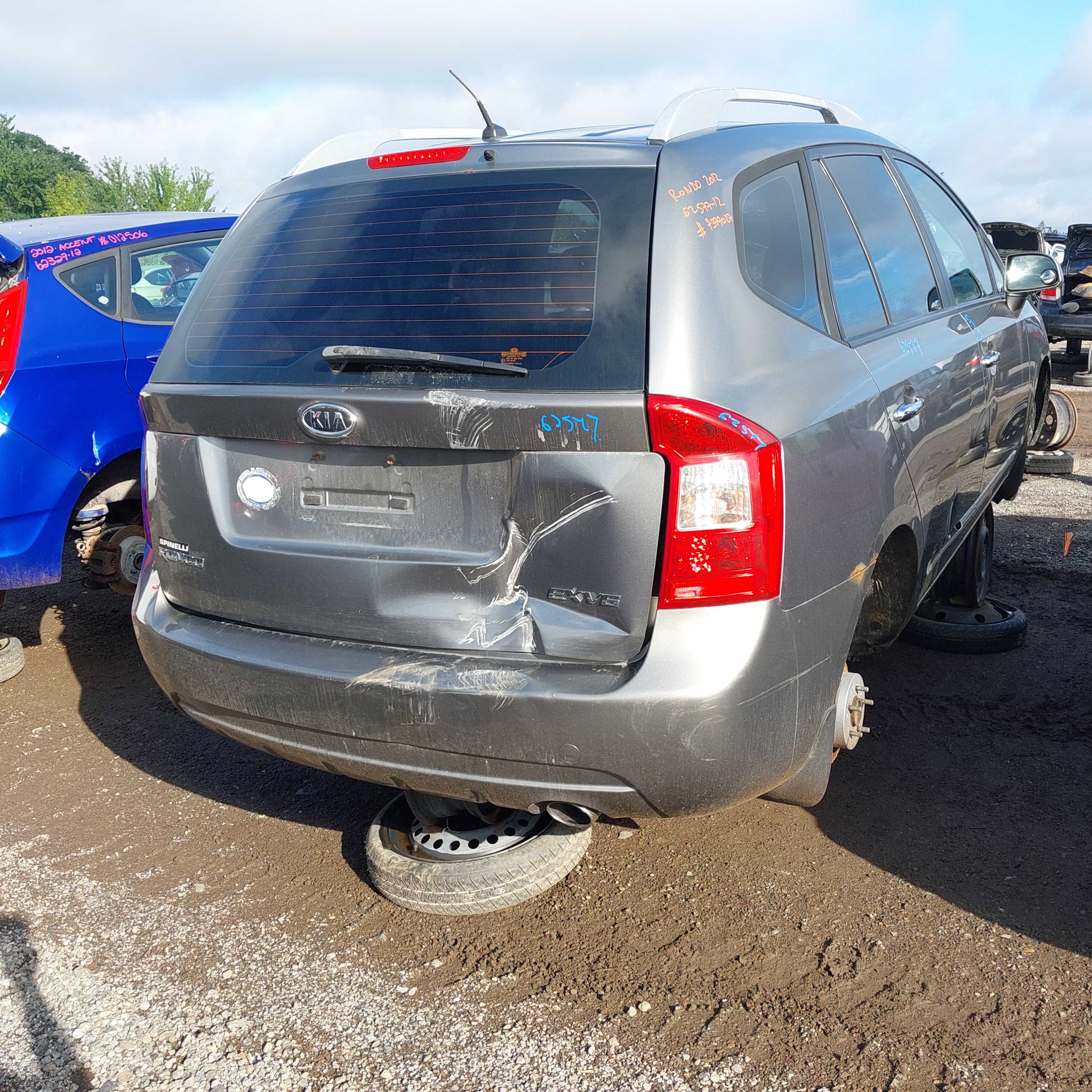 KIA RONDO 2012