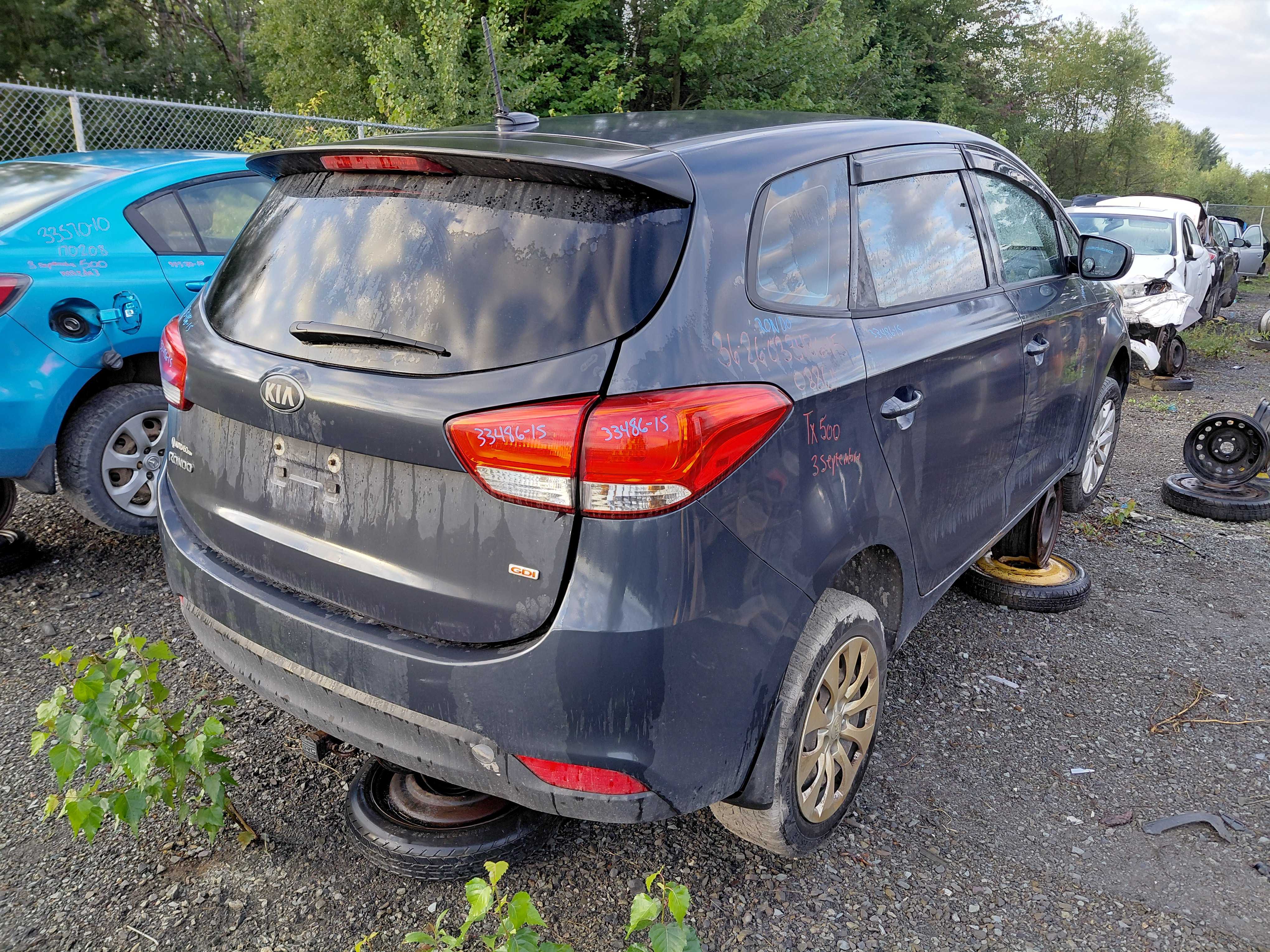 KIA RONDO 2015