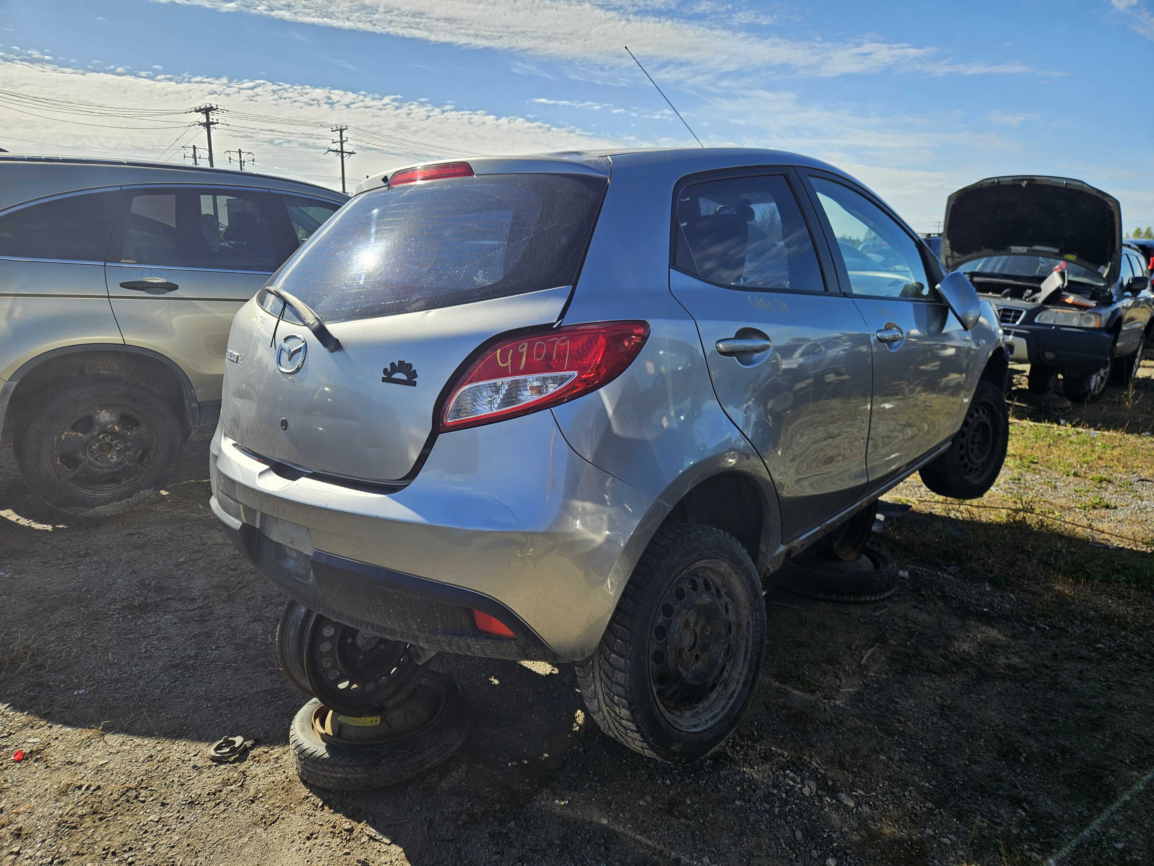 MAZDA MAZDA2 2011