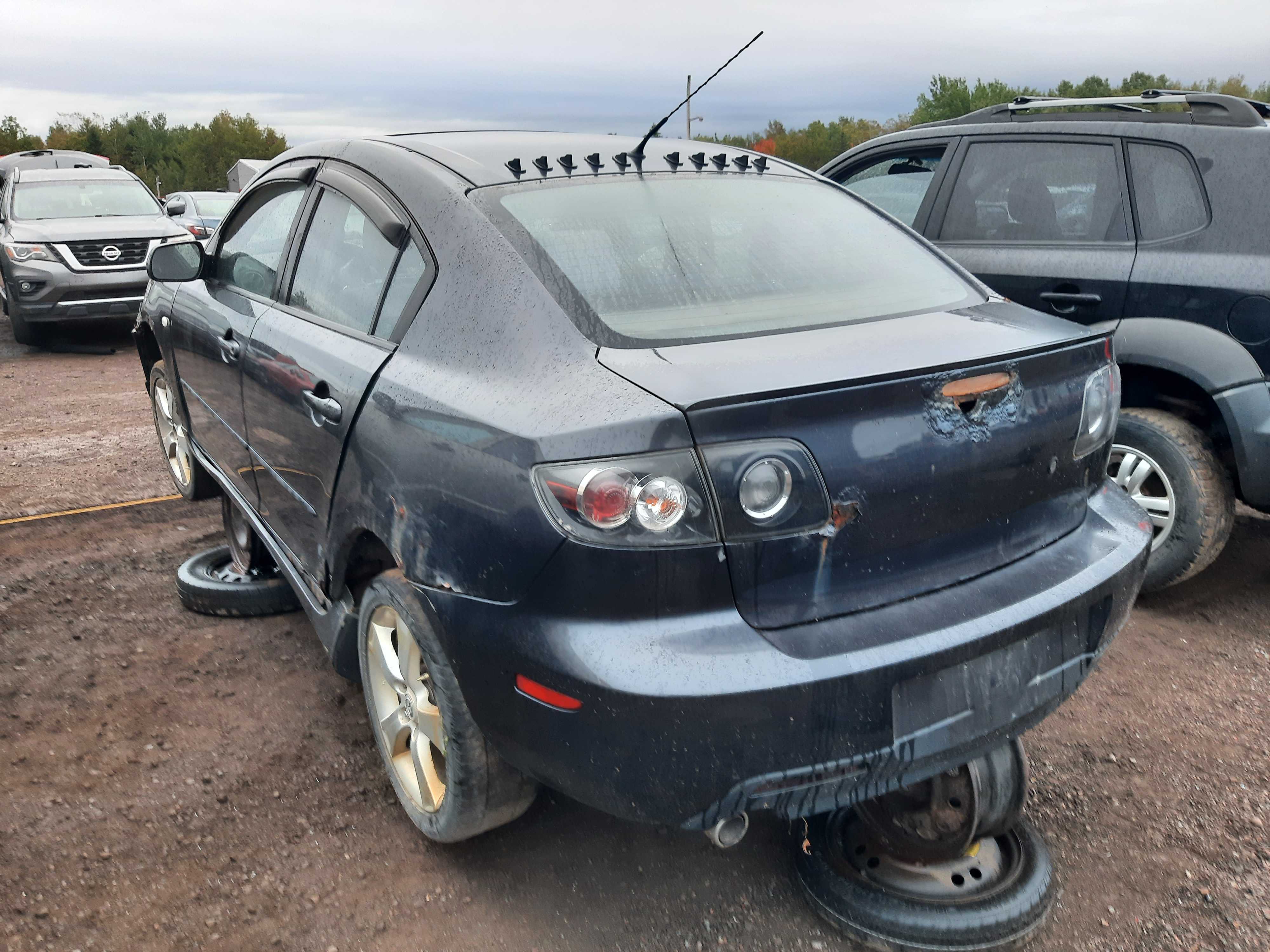 MAZDA MAZDA3 2005
