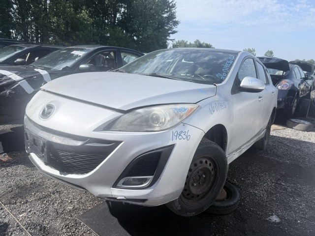 MAZDA MAZDA3 2010