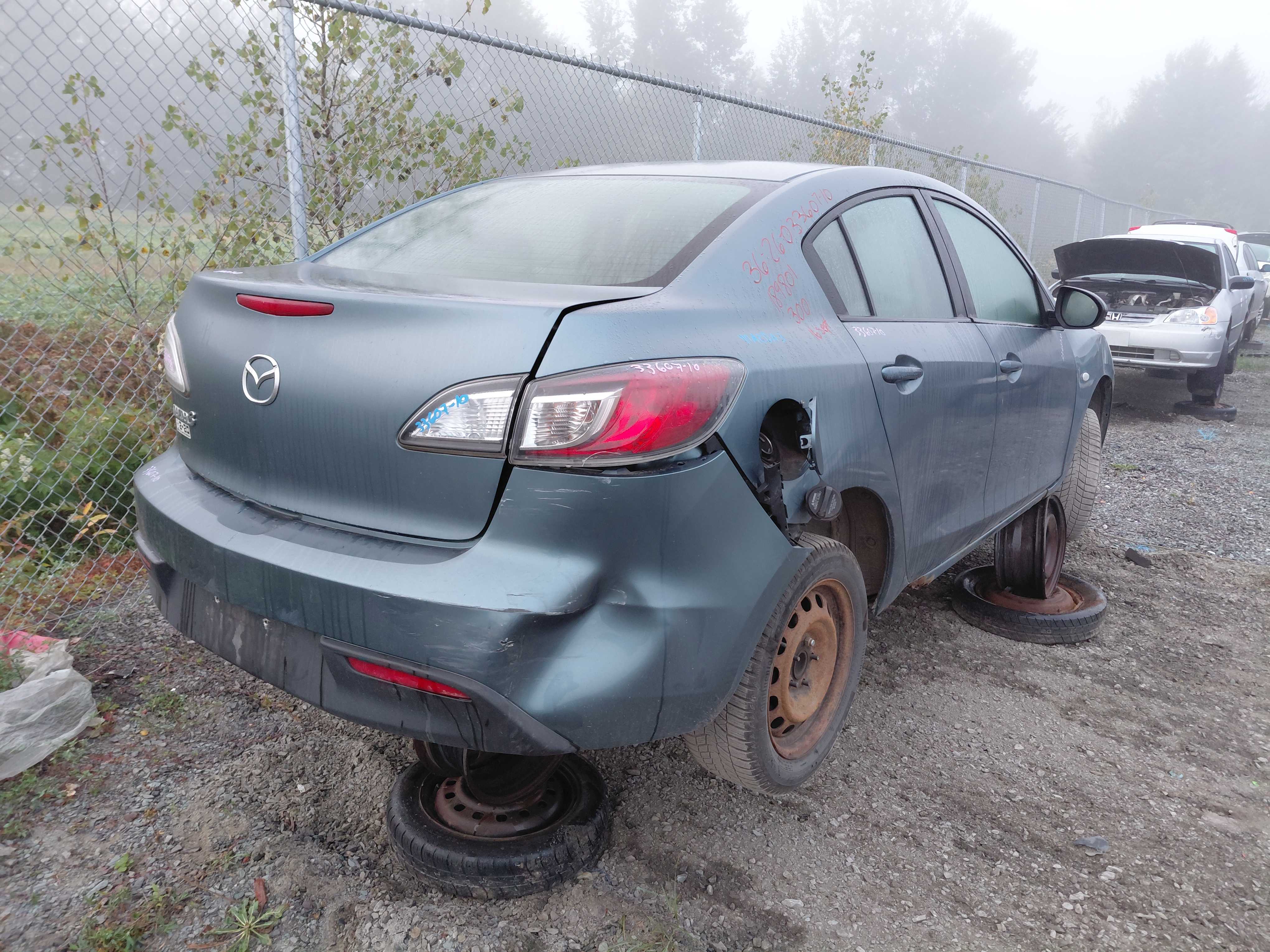 MAZDA MAZDA3 2010