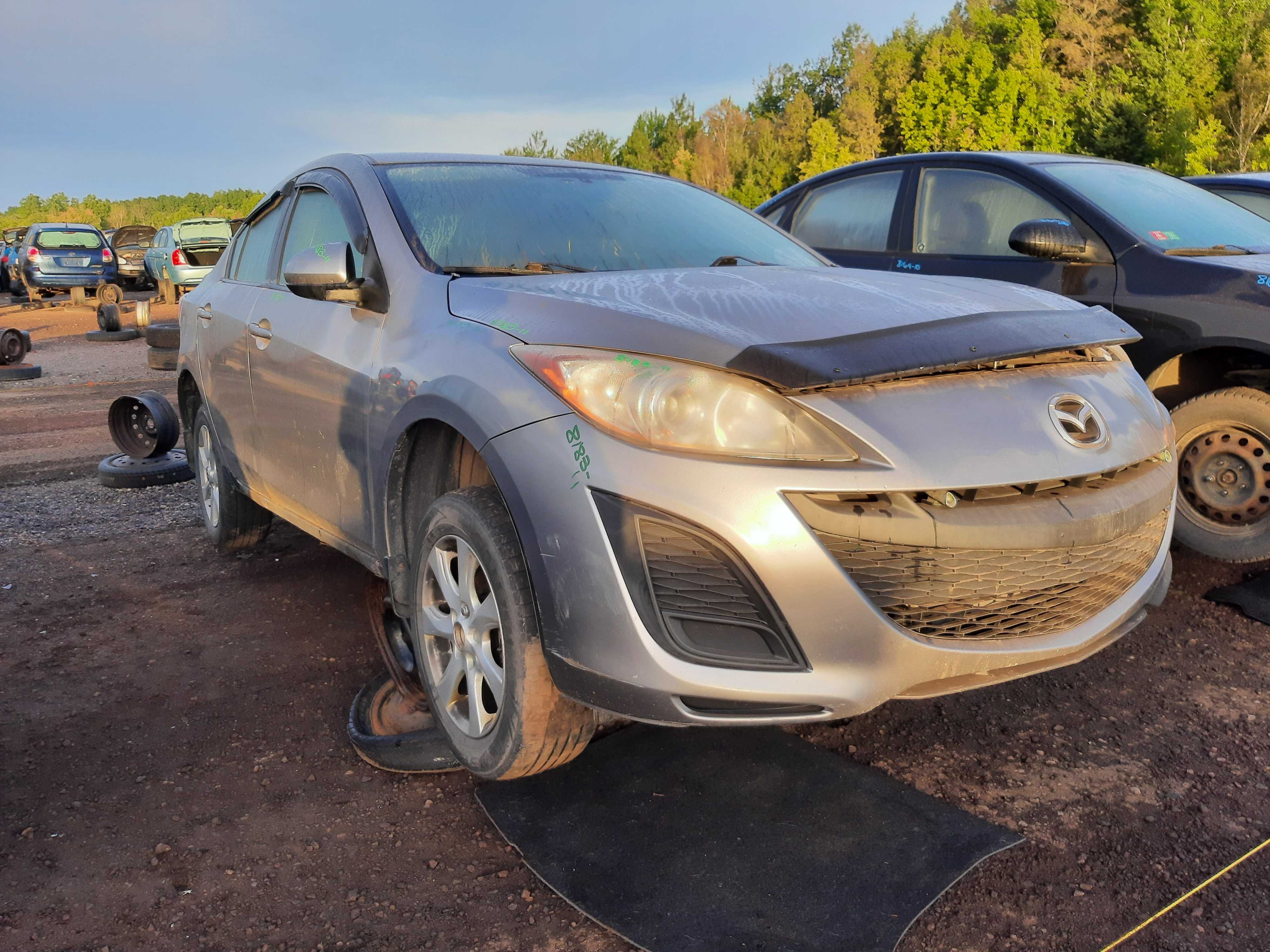 MAZDA MAZDA3 2011