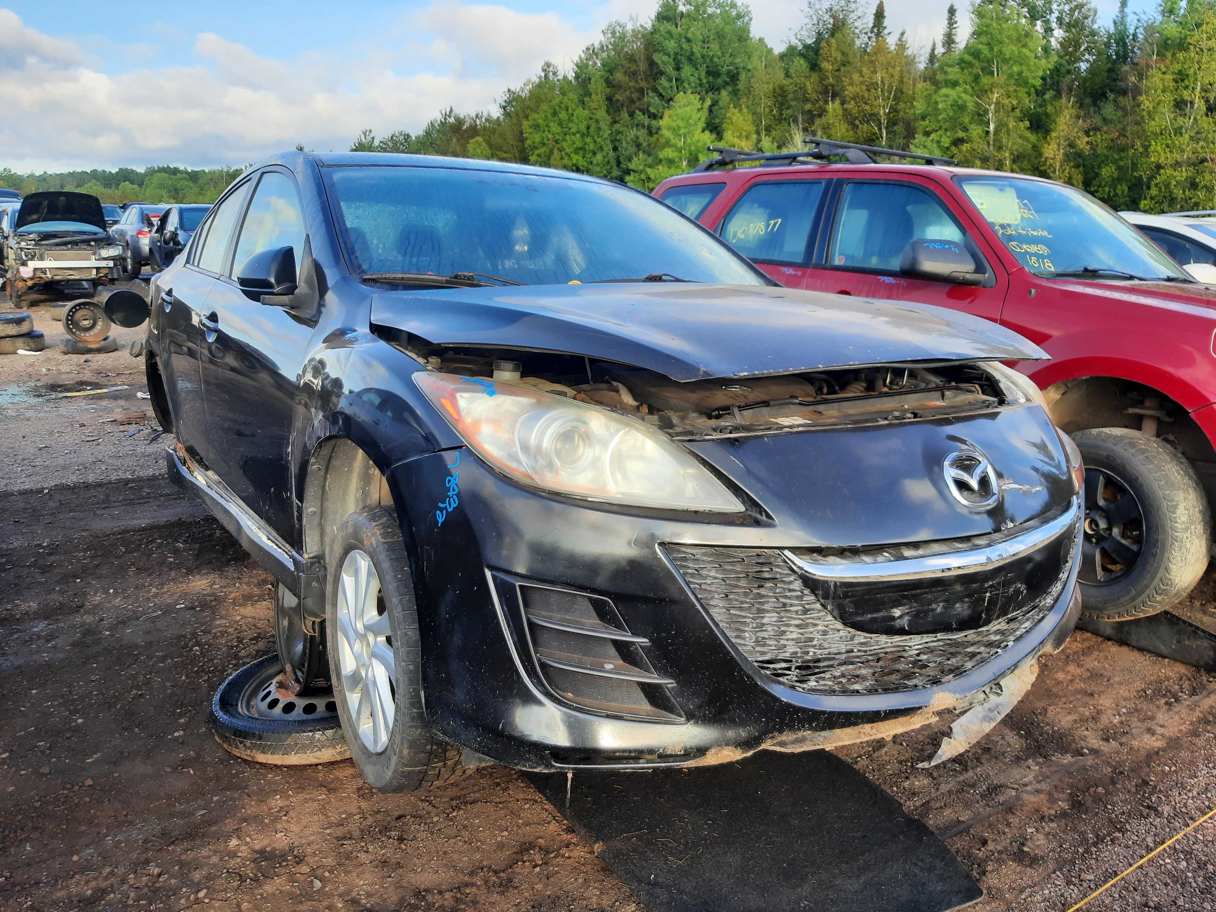 MAZDA MAZDA3 2012