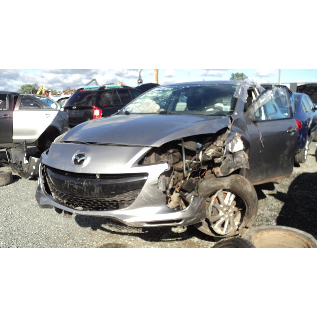 MAZDA MAZDA3 2013