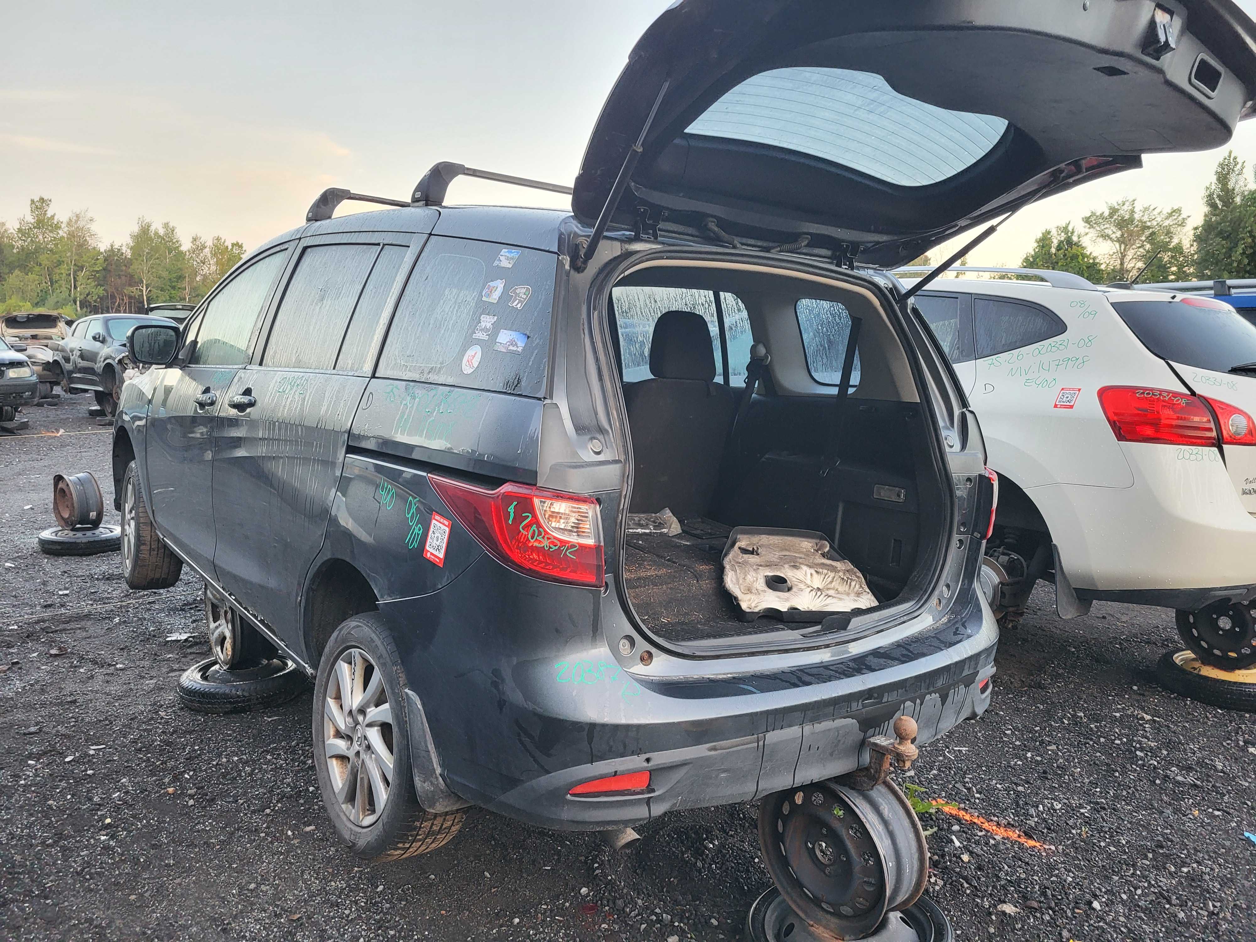 MAZDA MAZDA5 2012
