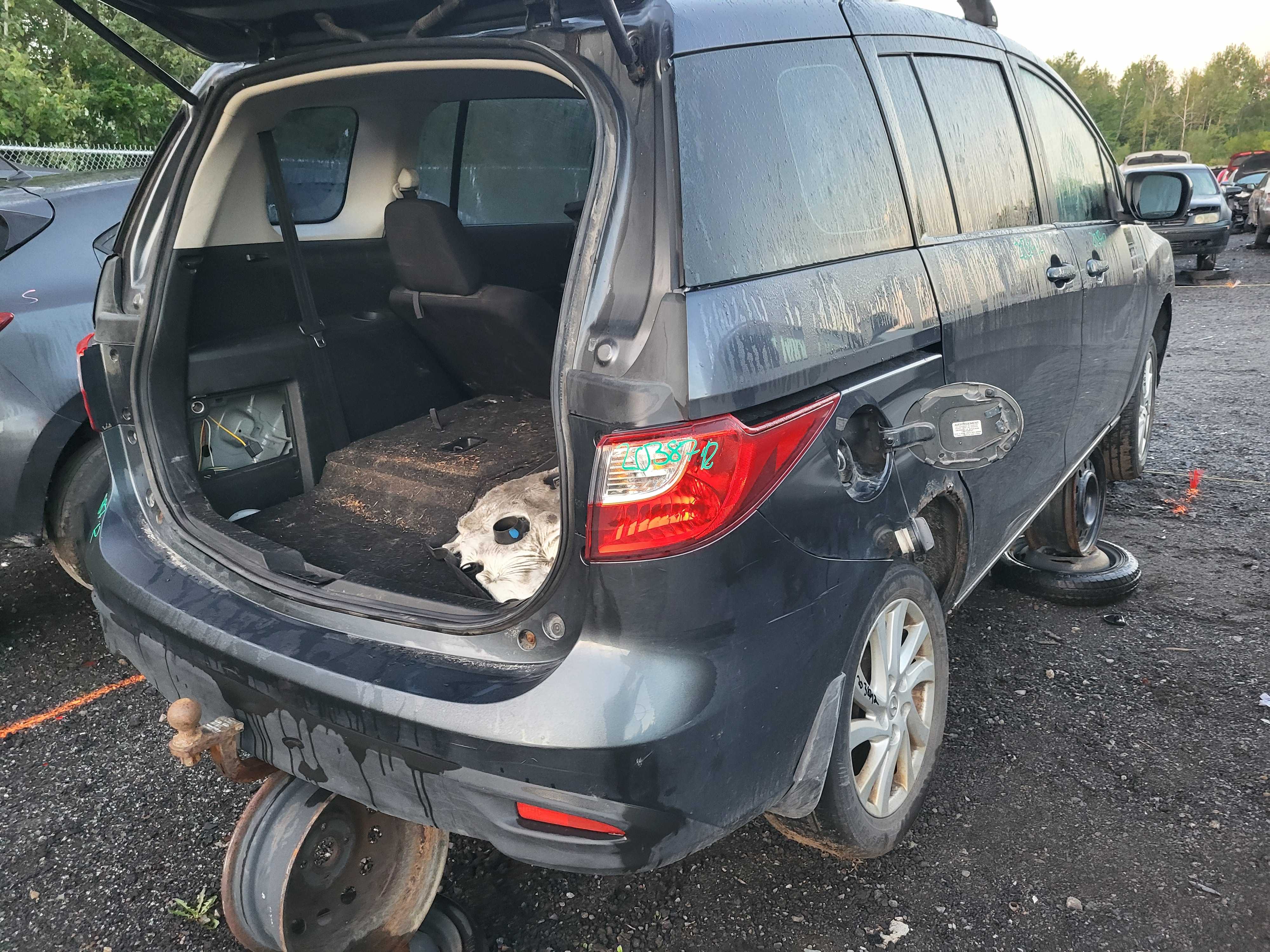 MAZDA MAZDA5 2012