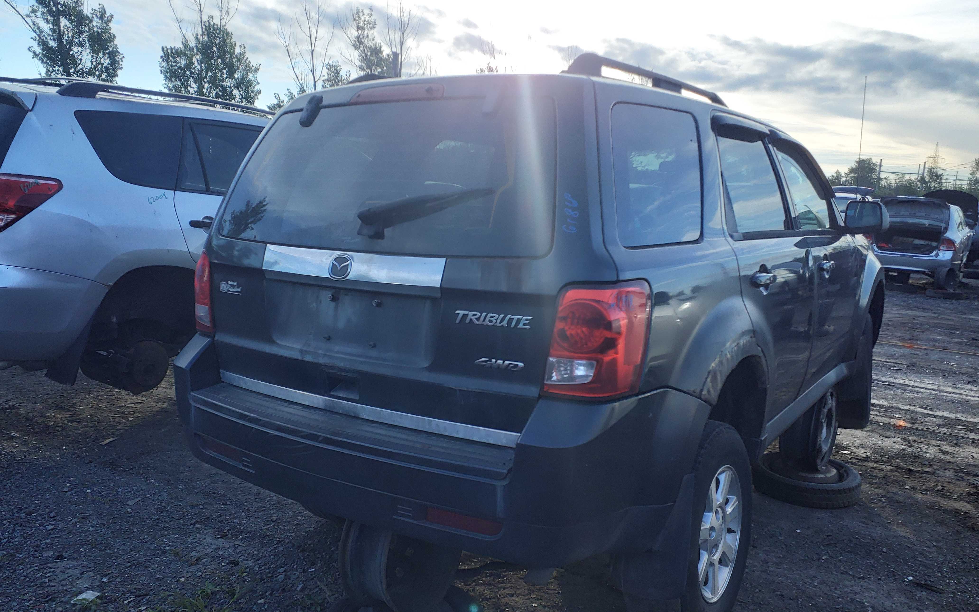 MAZDA TRIBUTE 2010