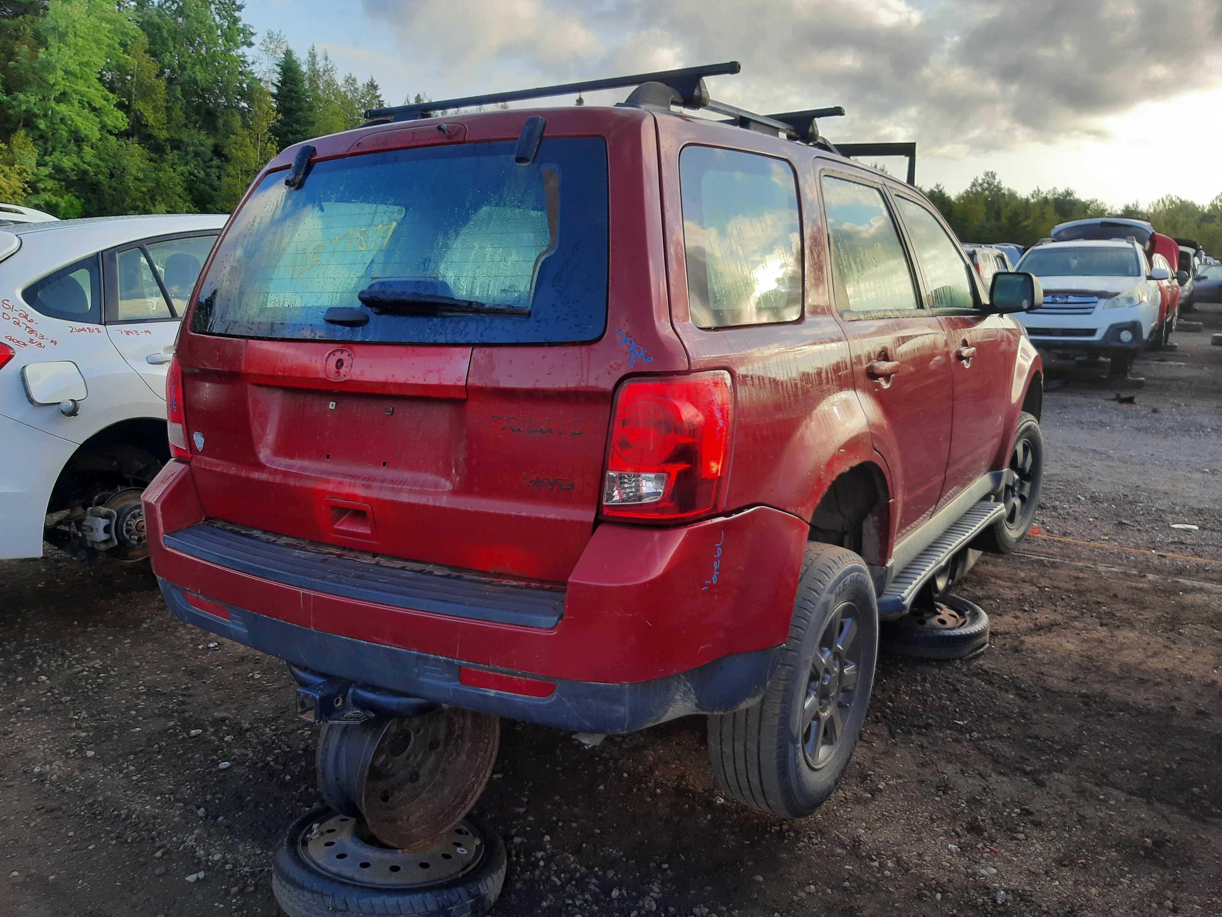 MAZDA TRIBUTE 2011