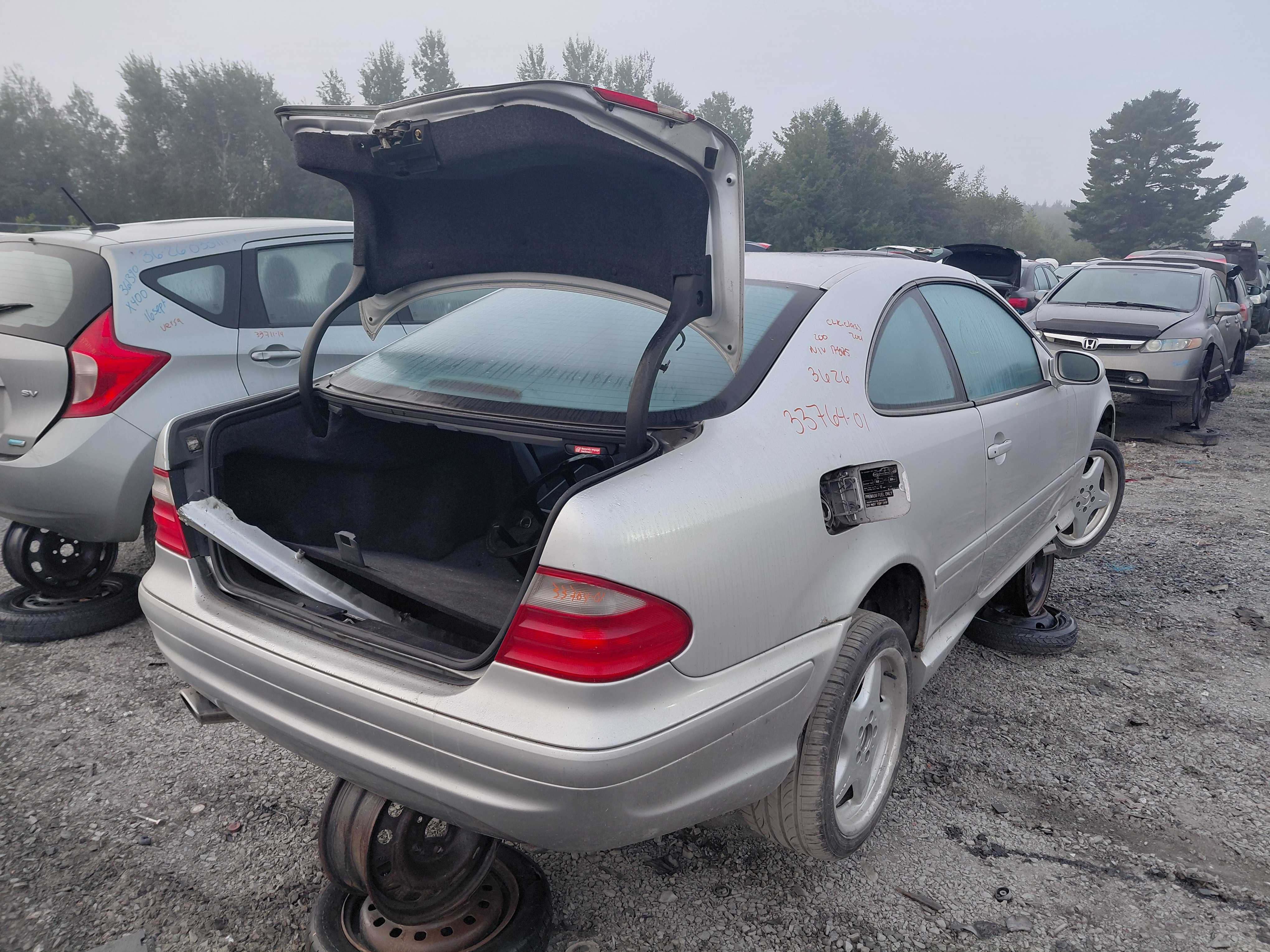 MERCEDES-BENZ CLK-CLASS 2001